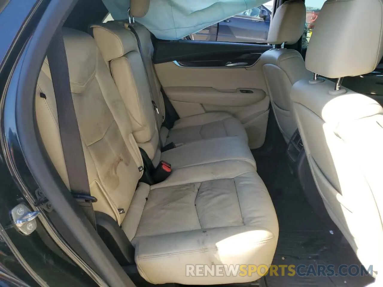 11 Фотография поврежденного автомобиля 1GYKNCRS3KZ177229 CADILLAC XT5 2019