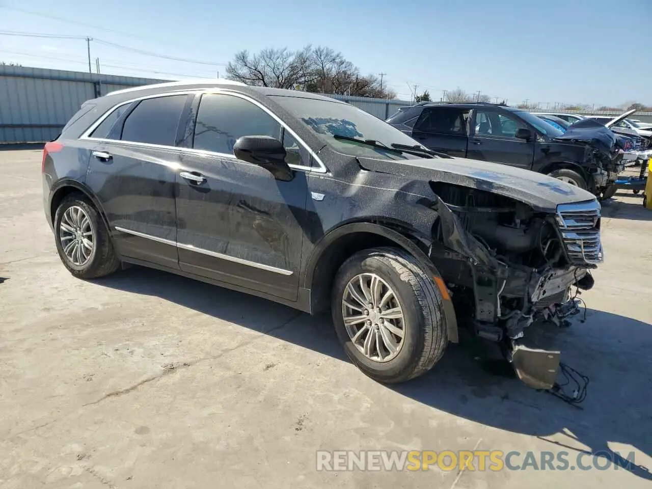 4 Фотография поврежденного автомобиля 1GYKNCRS3KZ177229 CADILLAC XT5 2019