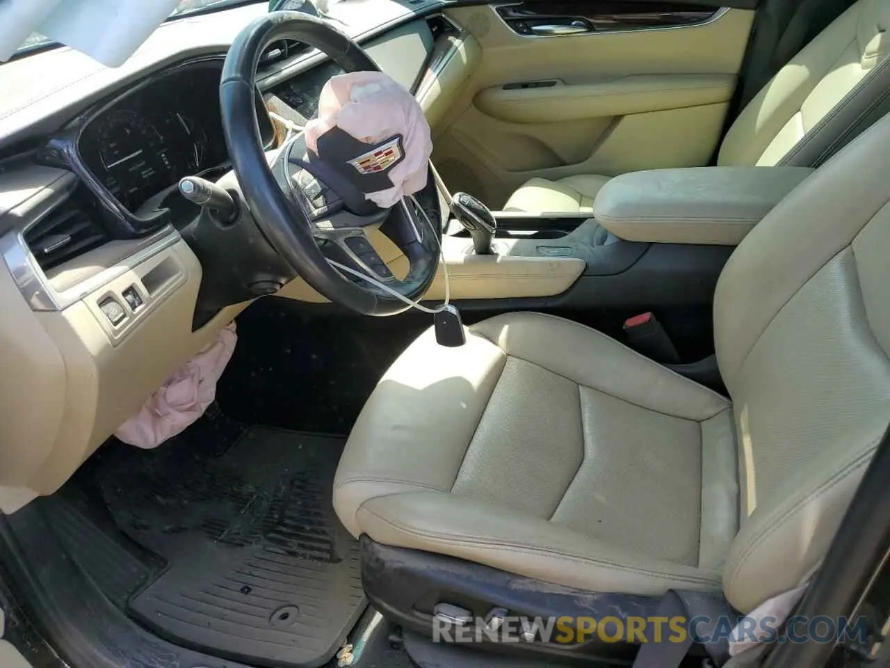 7 Фотография поврежденного автомобиля 1GYKNCRS3KZ177229 CADILLAC XT5 2019