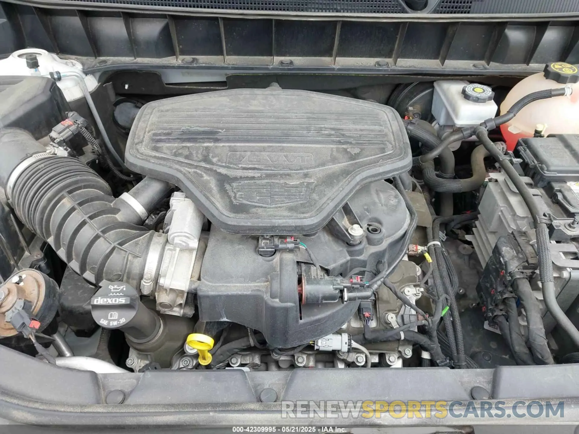 10 Photograph of a damaged car 1GYKNCRS5KZ102659 CADILLAC XT5 2019