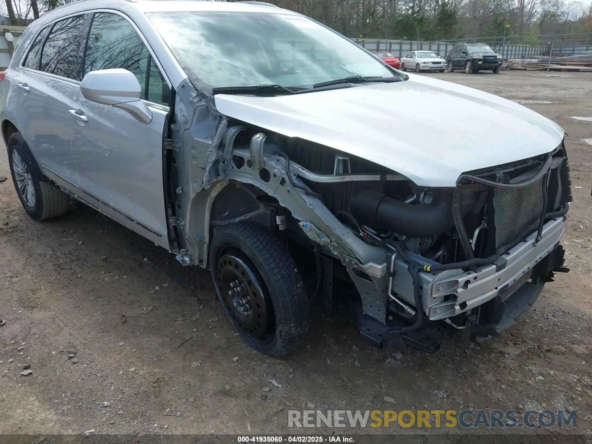 18 Фотография поврежденного автомобиля 1GYKNCRS5KZ225944 CADILLAC XT5 2019