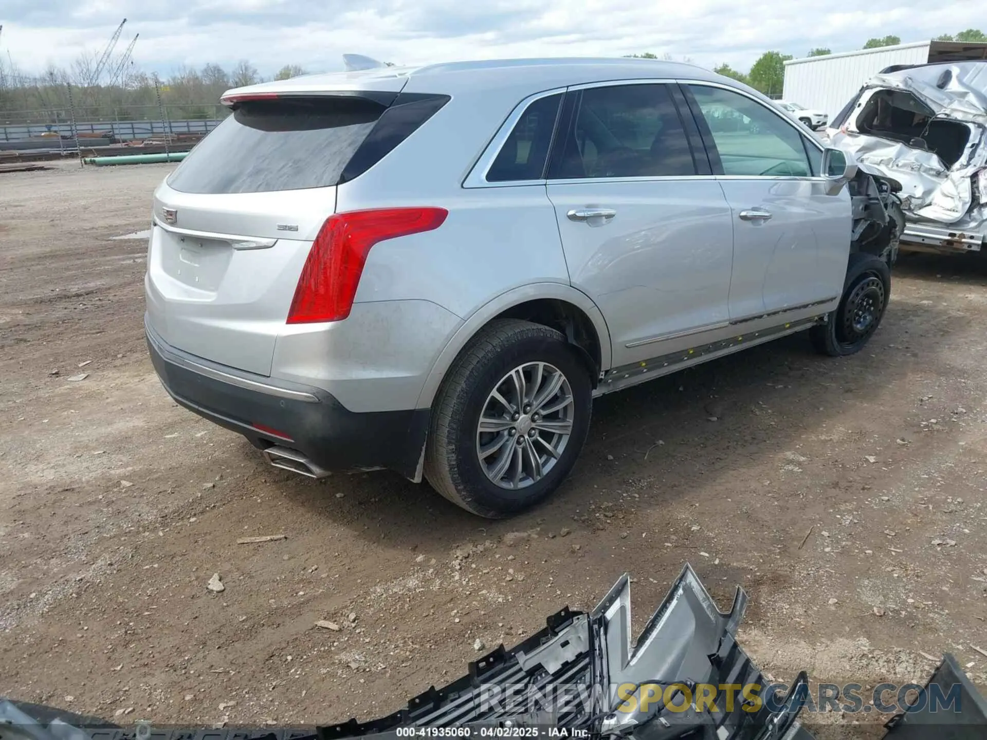 4 Фотография поврежденного автомобиля 1GYKNCRS5KZ225944 CADILLAC XT5 2019