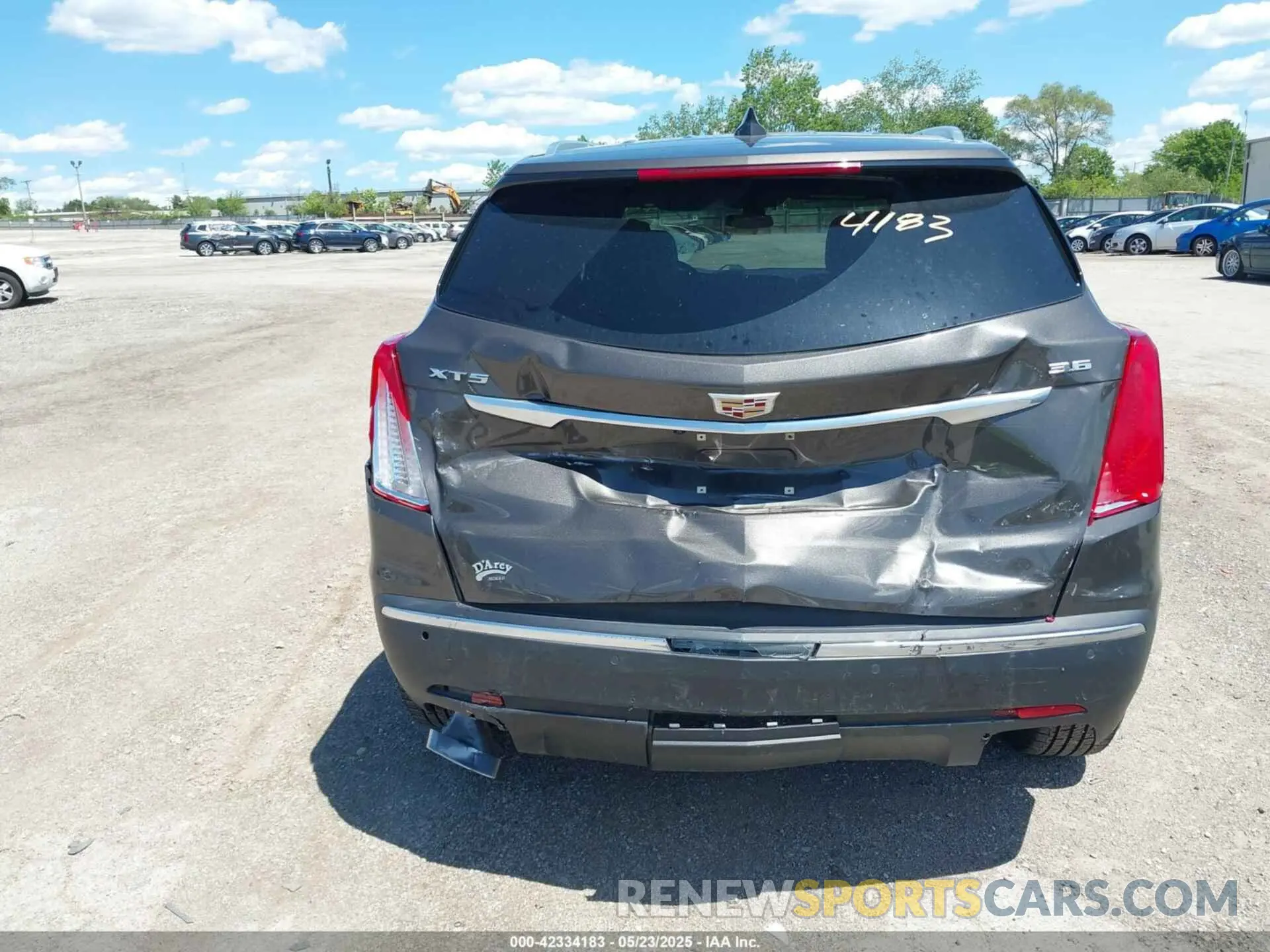 16 Фотография поврежденного автомобиля 1GYKNCRS7KZ136330 CADILLAC XT5 2019