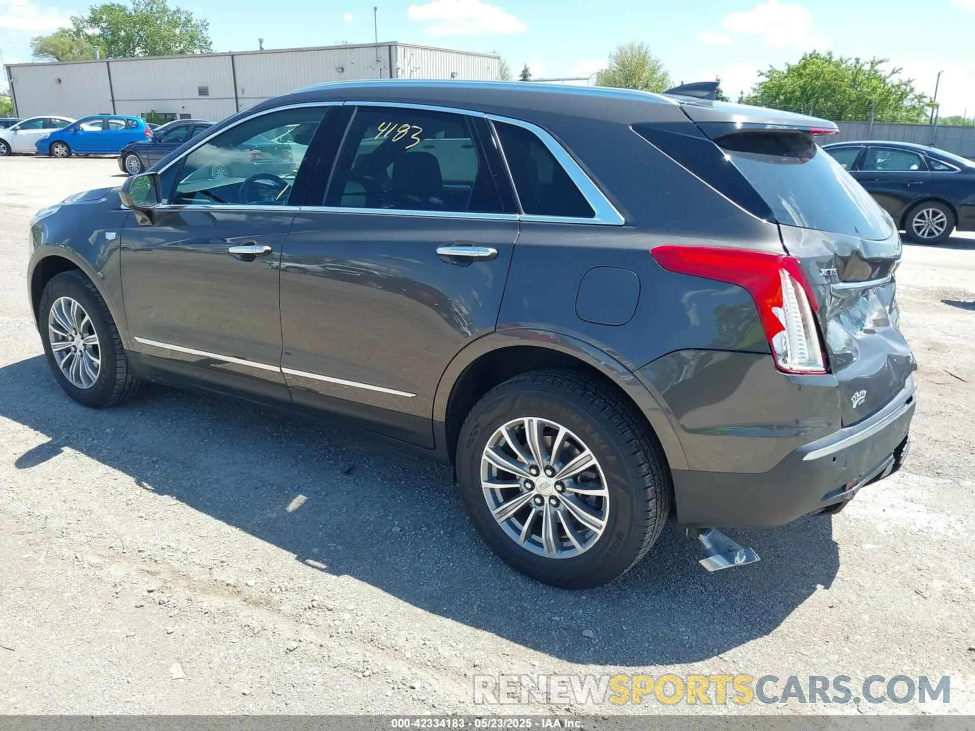 3 Фотография поврежденного автомобиля 1GYKNCRS7KZ136330 CADILLAC XT5 2019