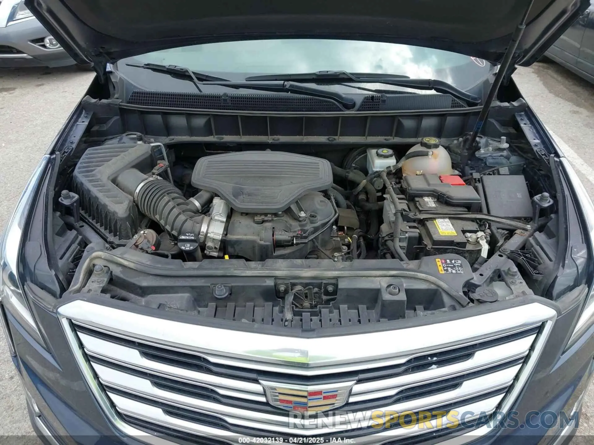 10 Фотография поврежденного автомобиля 1GYKNCRS7KZ199542 CADILLAC XT5 2019