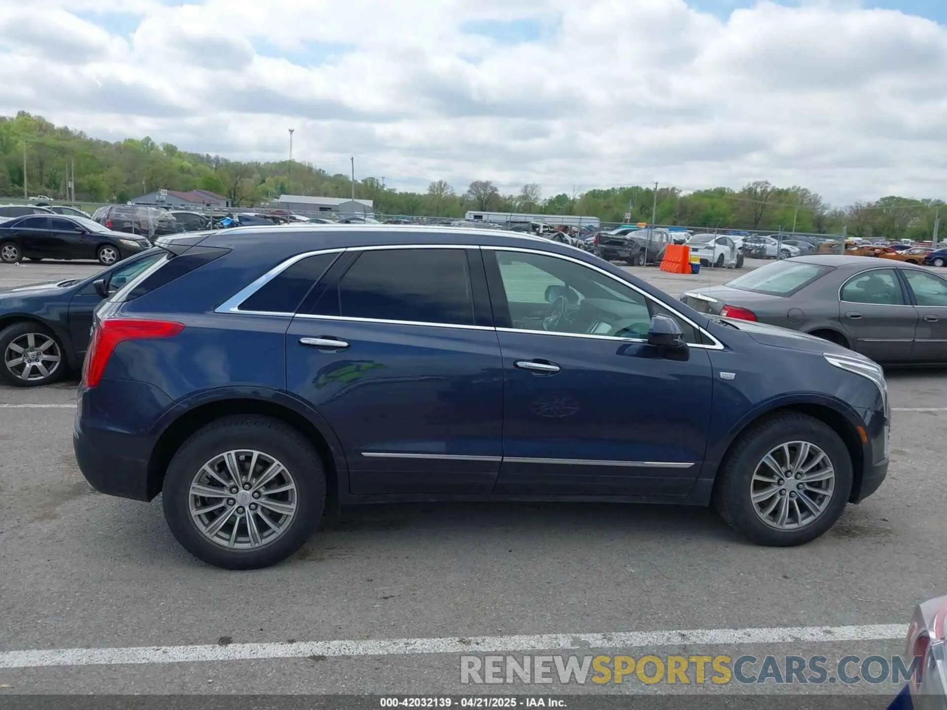 13 Фотография поврежденного автомобиля 1GYKNCRS7KZ199542 CADILLAC XT5 2019