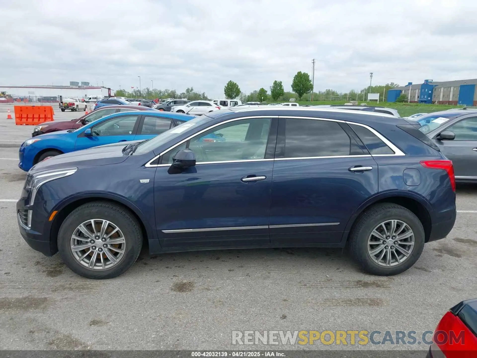 14 Фотография поврежденного автомобиля 1GYKNCRS7KZ199542 CADILLAC XT5 2019