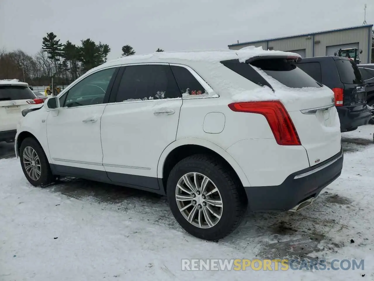 2 Photograph of a damaged car 1GYKNCRS9KZ236199 CADILLAC XT5 2019