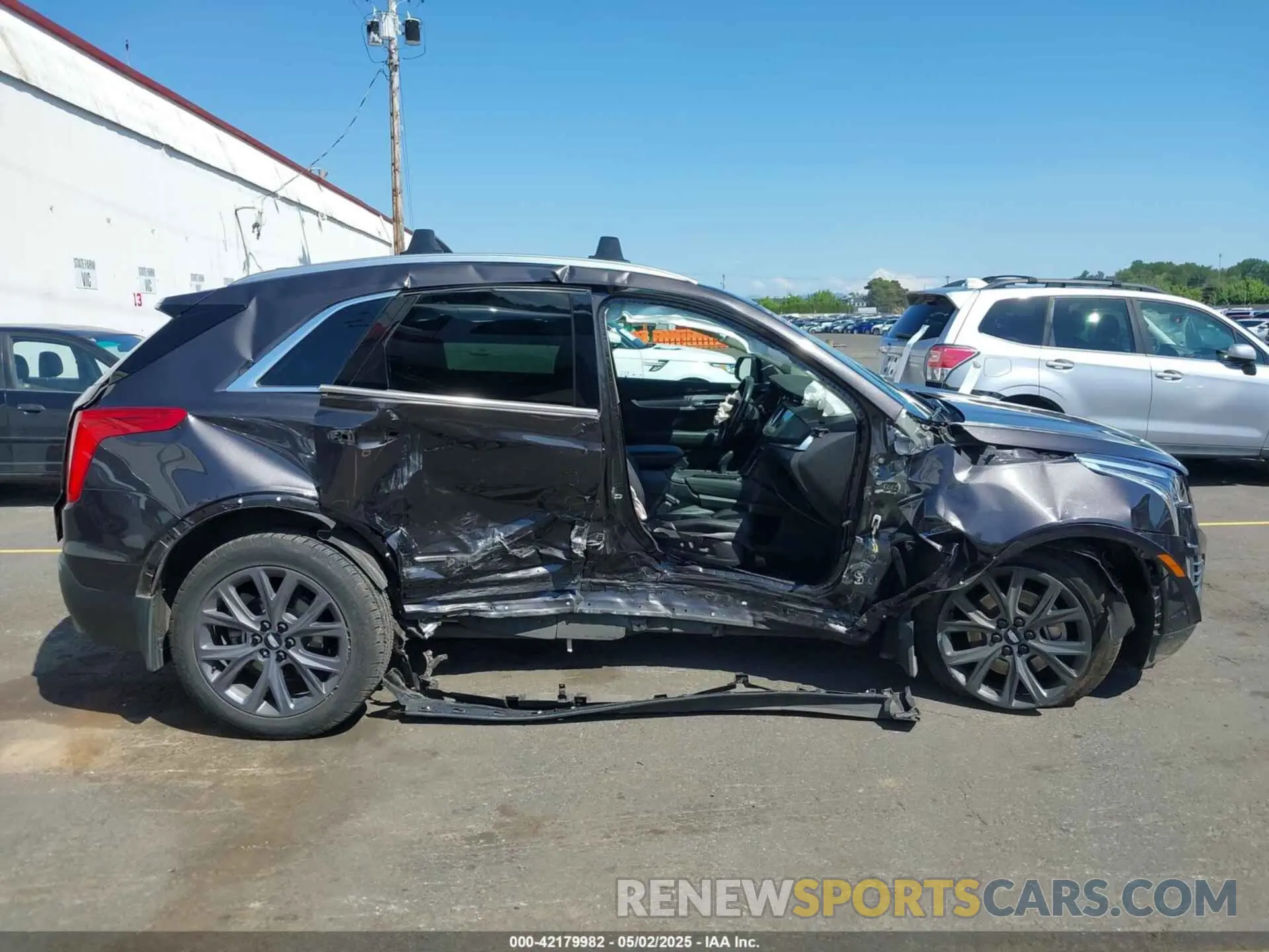 13 Photograph of a damaged car 1GYKNDRS0KZ171524 CADILLAC XT5 2019