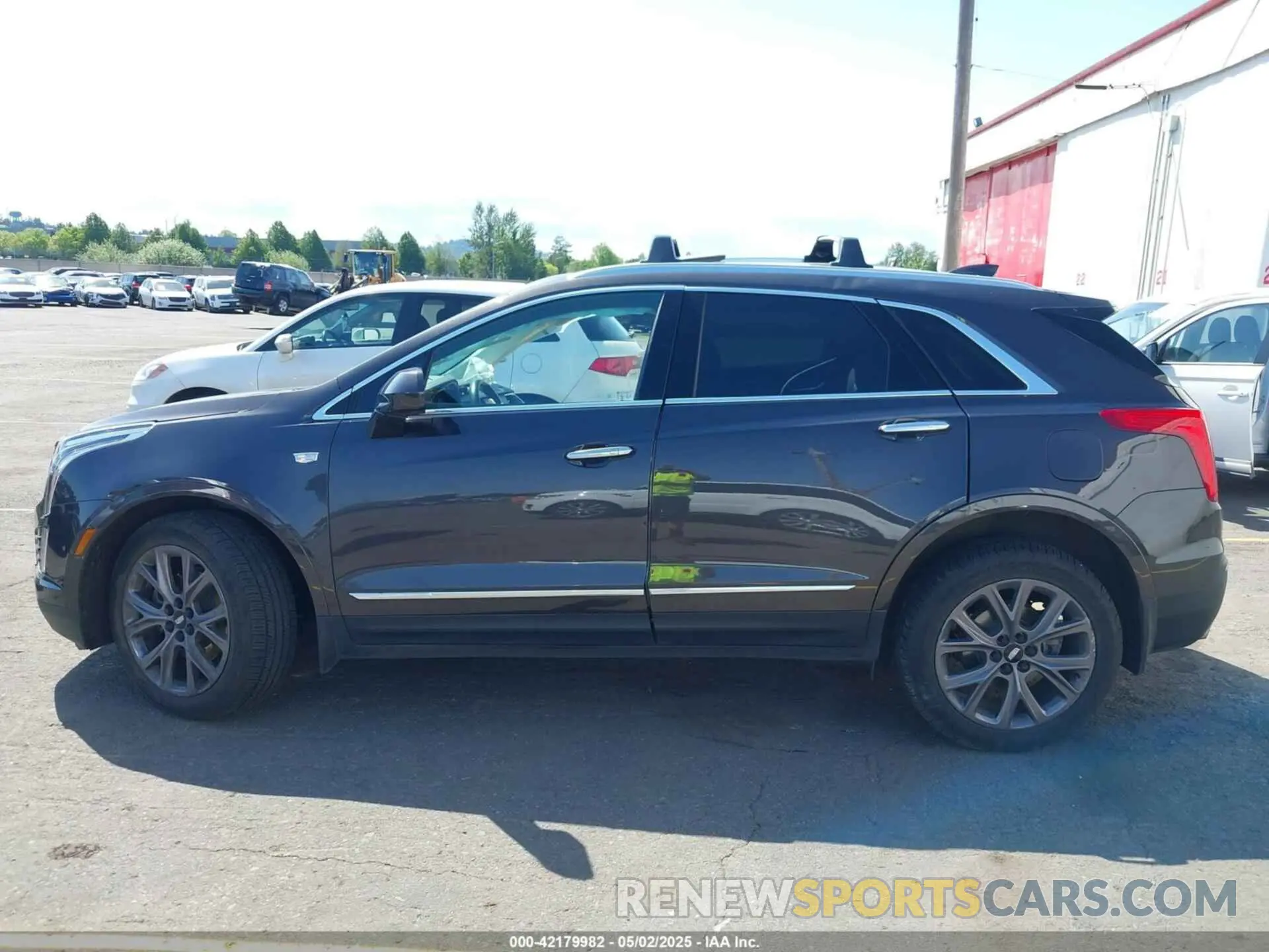 14 Photograph of a damaged car 1GYKNDRS0KZ171524 CADILLAC XT5 2019