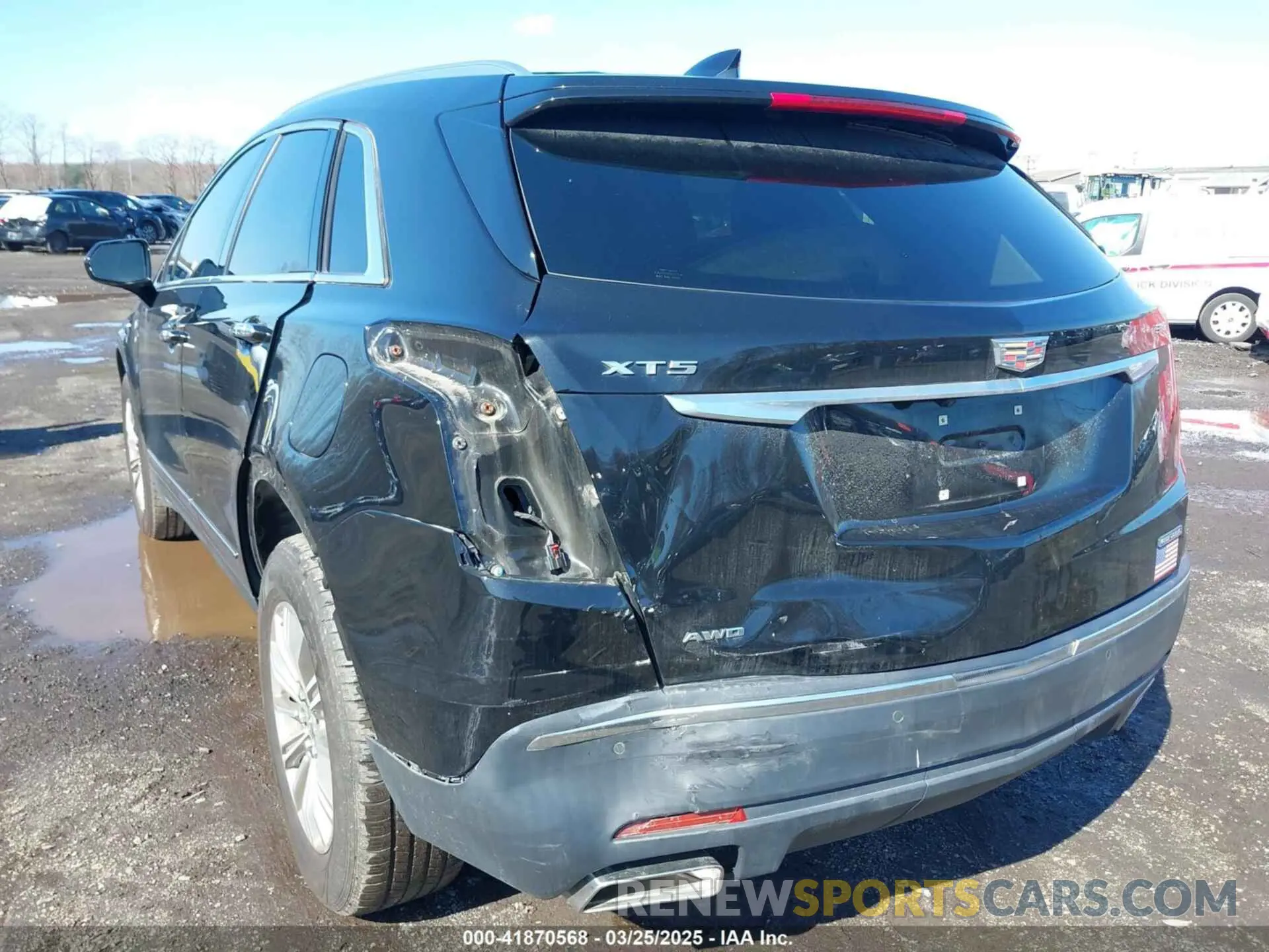 6 Photograph of a damaged car 1GYKNDRS0KZ219247 CADILLAC XT5 2019