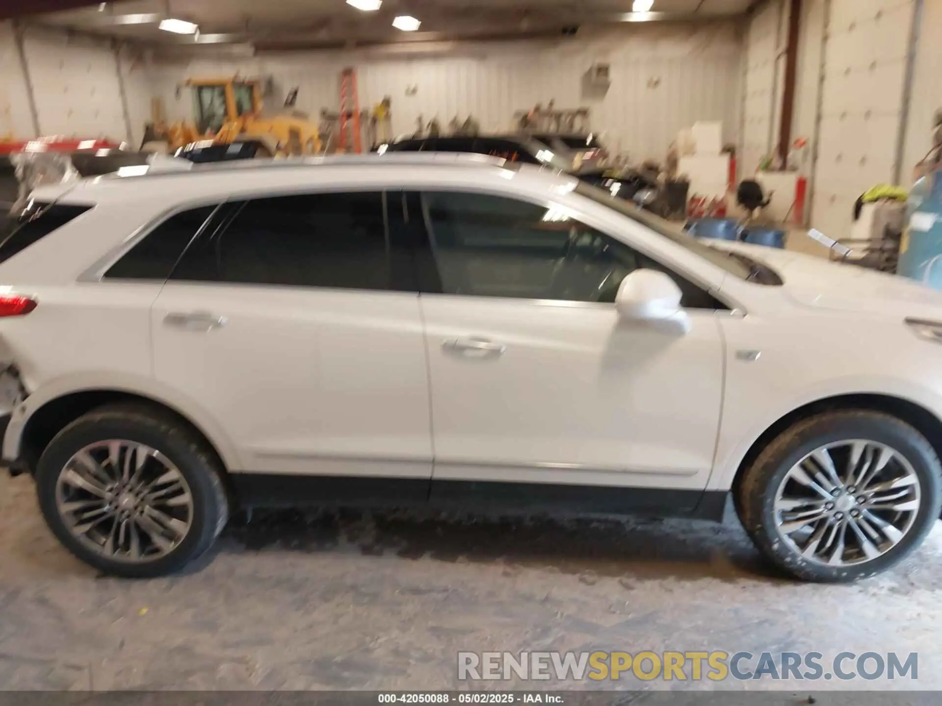 13 Фотография поврежденного автомобиля 1GYKNDRS3KZ149162 CADILLAC XT5 2019