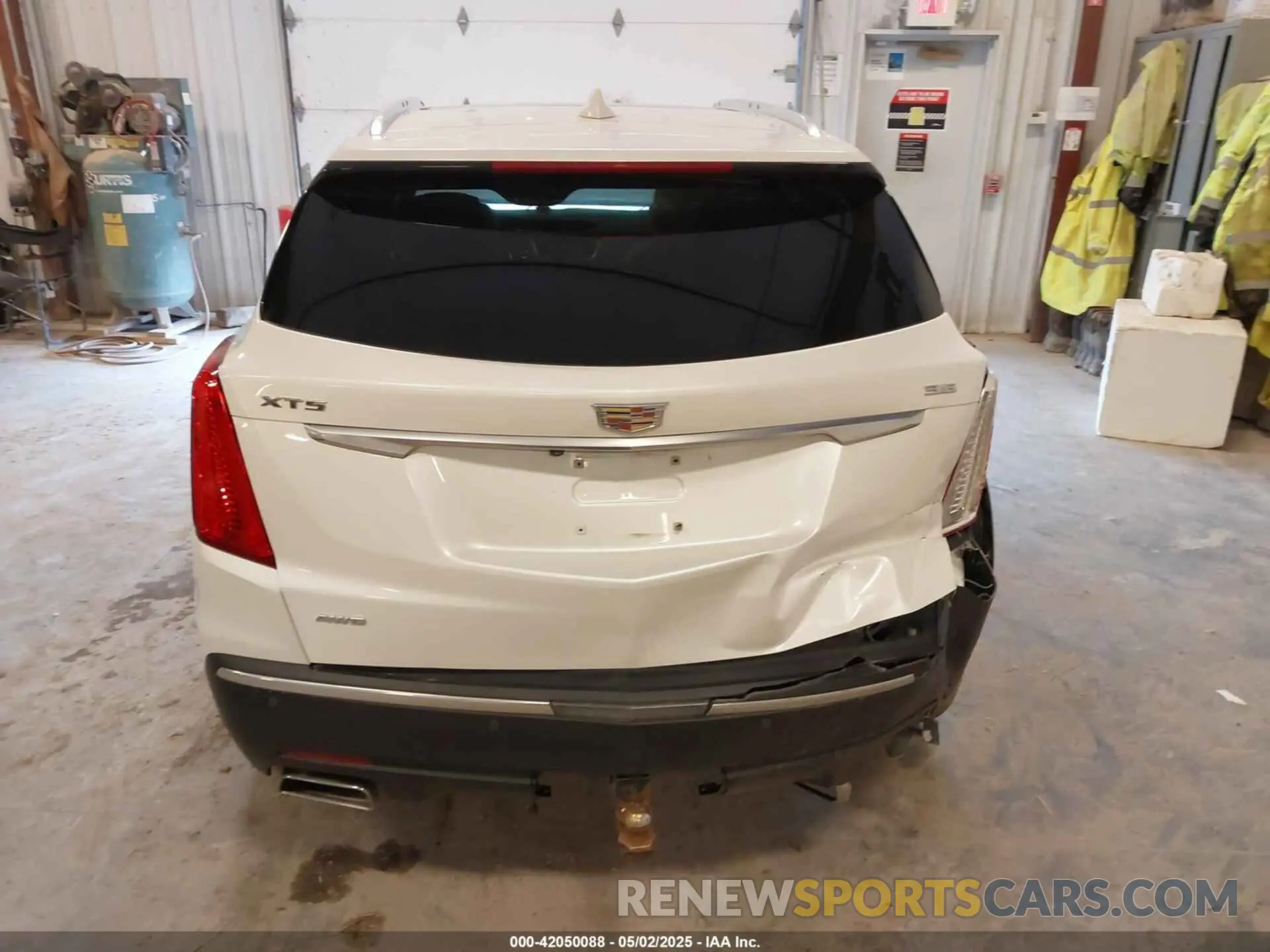 16 Фотография поврежденного автомобиля 1GYKNDRS3KZ149162 CADILLAC XT5 2019