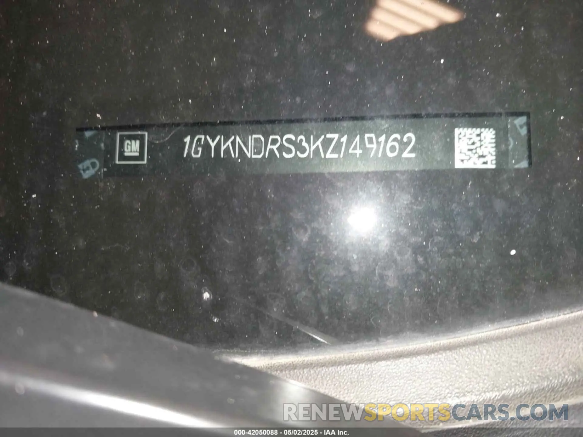 9 Фотография поврежденного автомобиля 1GYKNDRS3KZ149162 CADILLAC XT5 2019