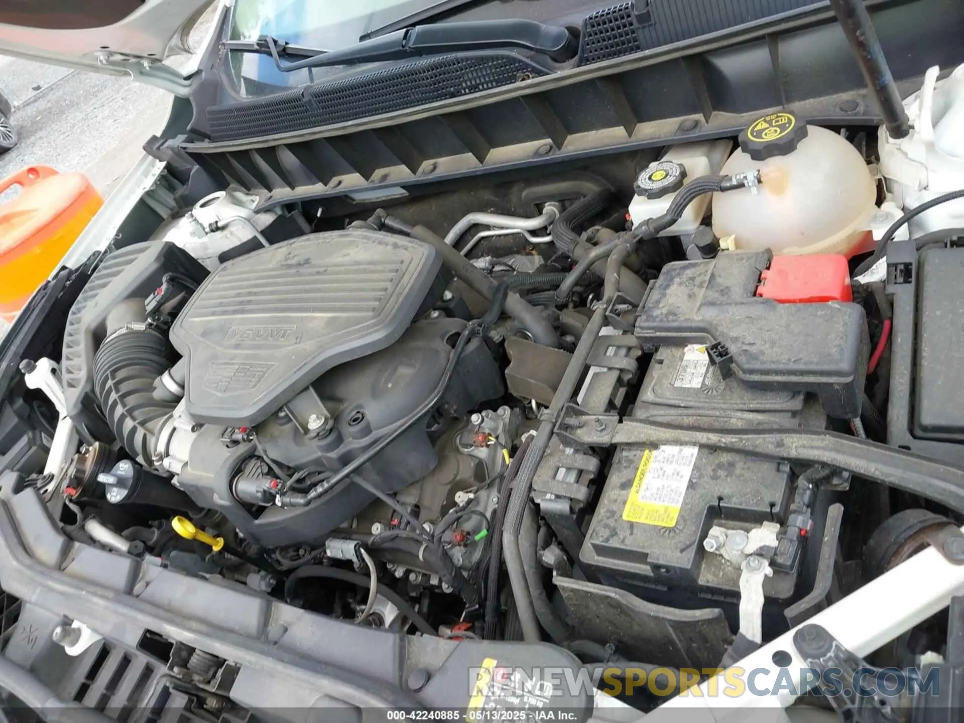 10 Photograph of a damaged car 1GYKNDRS4KZ239677 CADILLAC XT5 2019