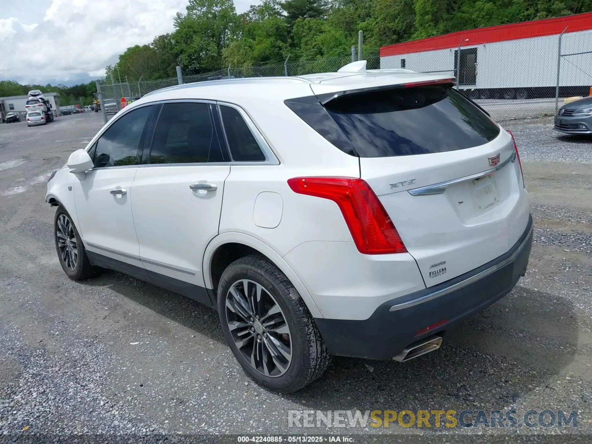 3 Photograph of a damaged car 1GYKNDRS4KZ239677 CADILLAC XT5 2019