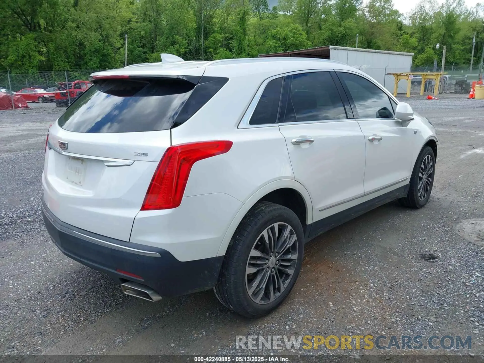 4 Photograph of a damaged car 1GYKNDRS4KZ239677 CADILLAC XT5 2019