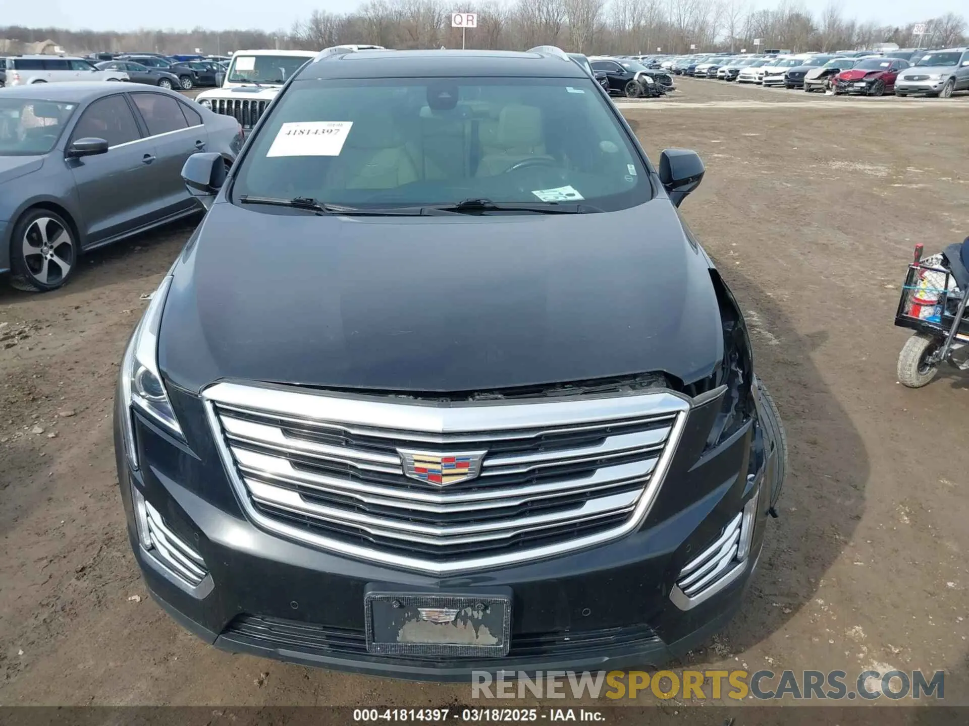 12 Фотография поврежденного автомобиля 1GYKNDRS5KZ172975 CADILLAC XT5 2019