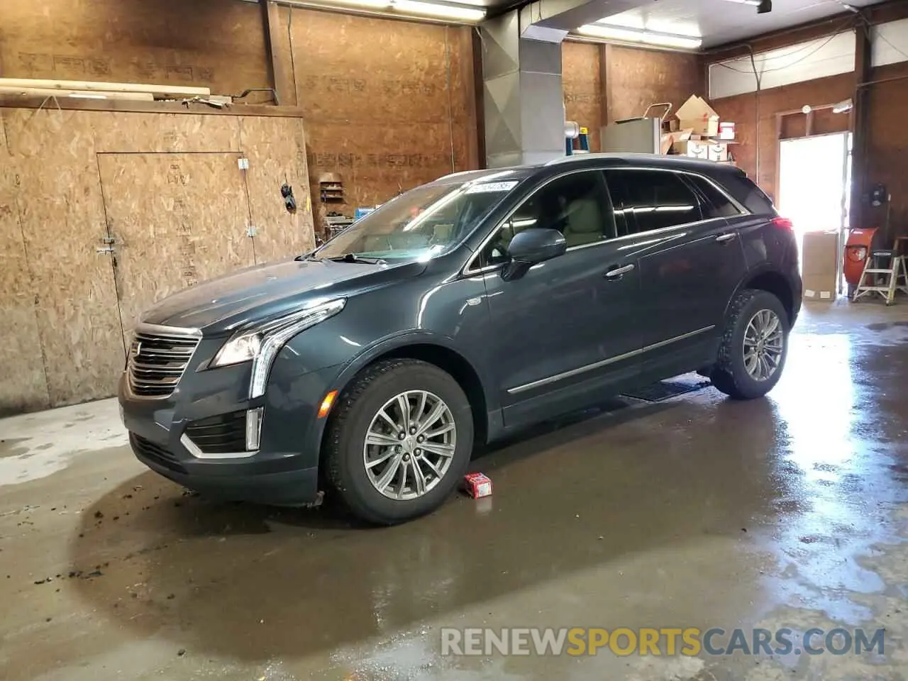 1 Photograph of a damaged car 1GYKNDRS7KZ160956 CADILLAC XT5 2019