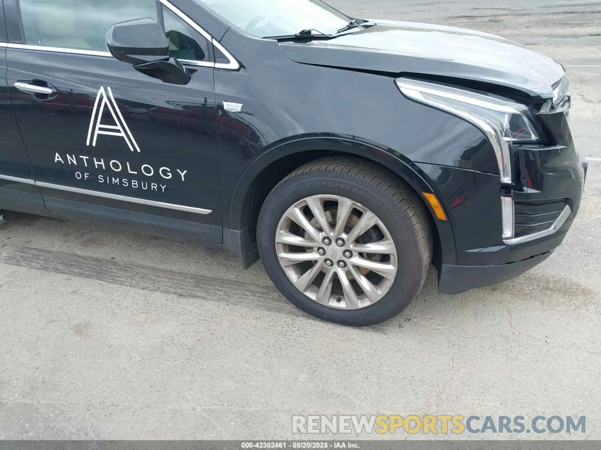 18 Photograph of a damaged car 1GYKNDRS7KZ253296 CADILLAC XT5 2019