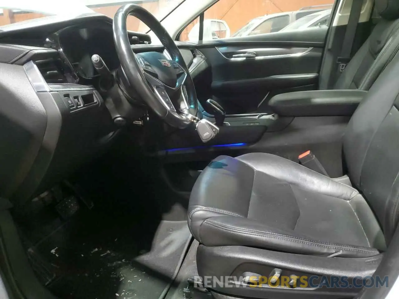 7 Photograph of a damaged car 1GYKNDRSXKZ238002 CADILLAC XT5 2019