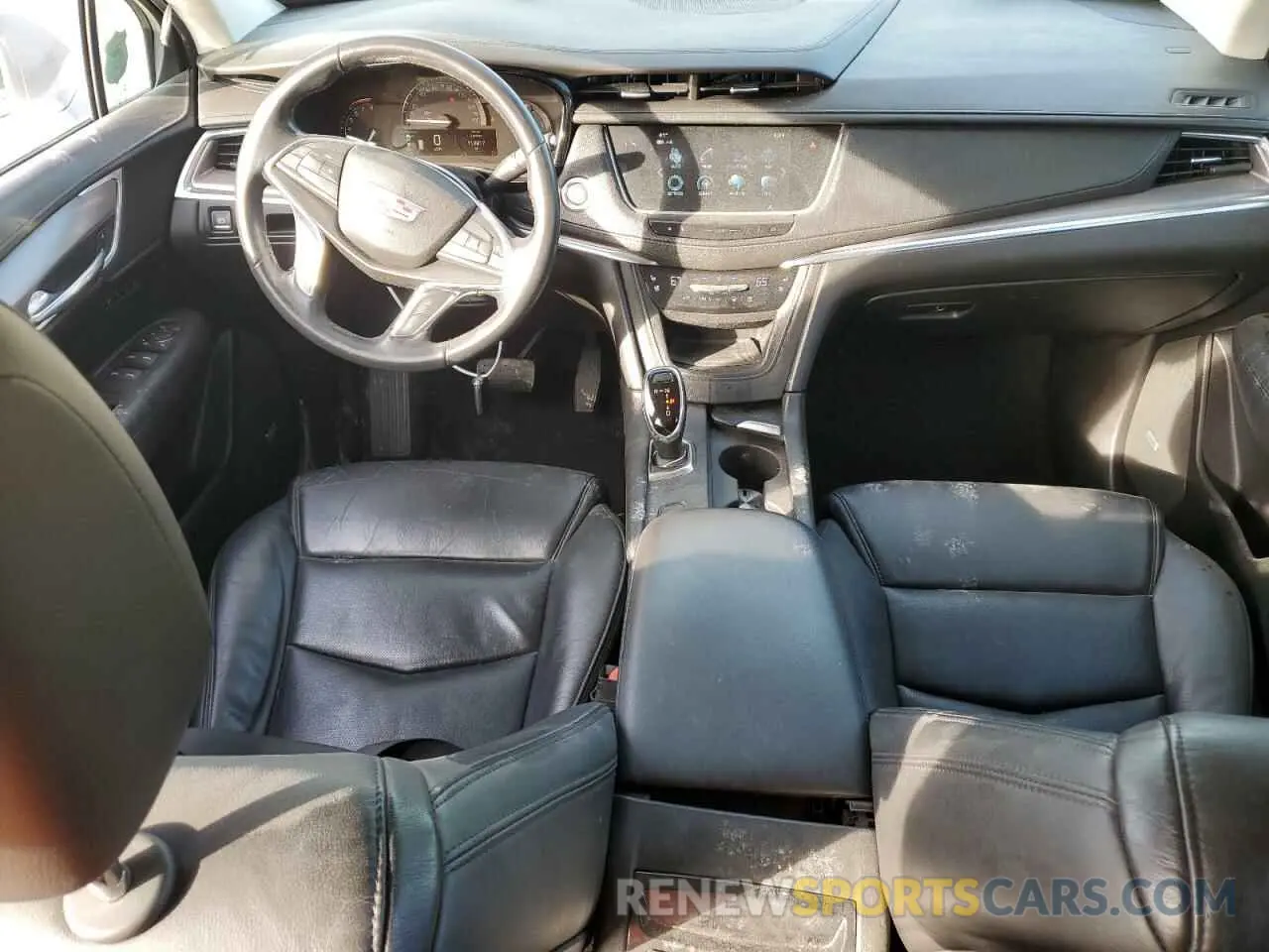 8 Photograph of a damaged car 1GYKNERS3KZ118967 CADILLAC XT5 2019