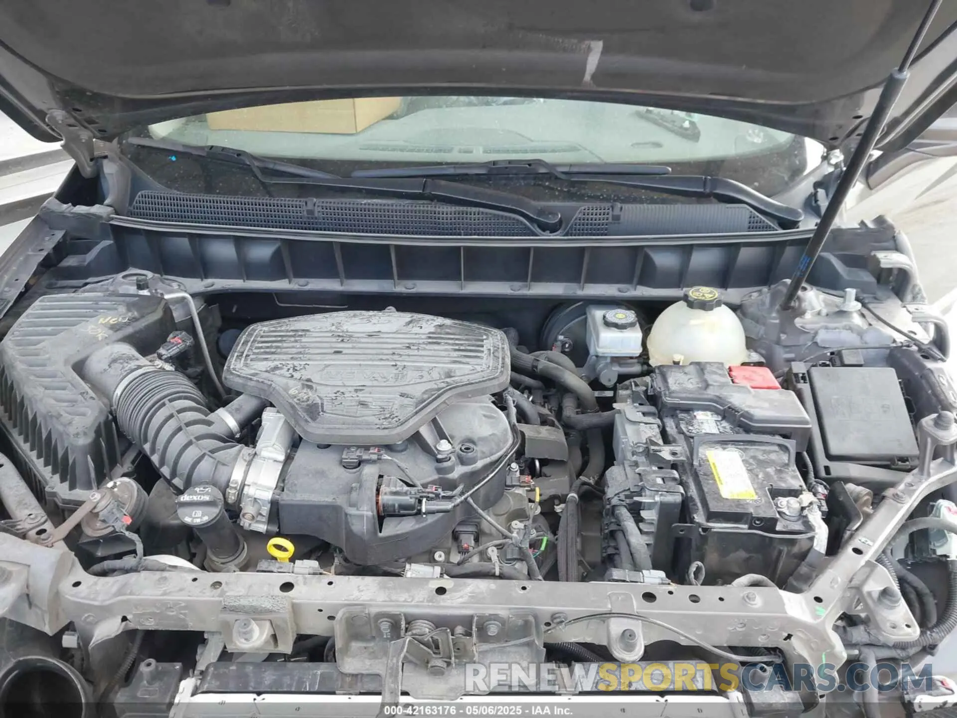 10 Photograph of a damaged car 1GYKNERS9KZ190112 CADILLAC XT5 2019