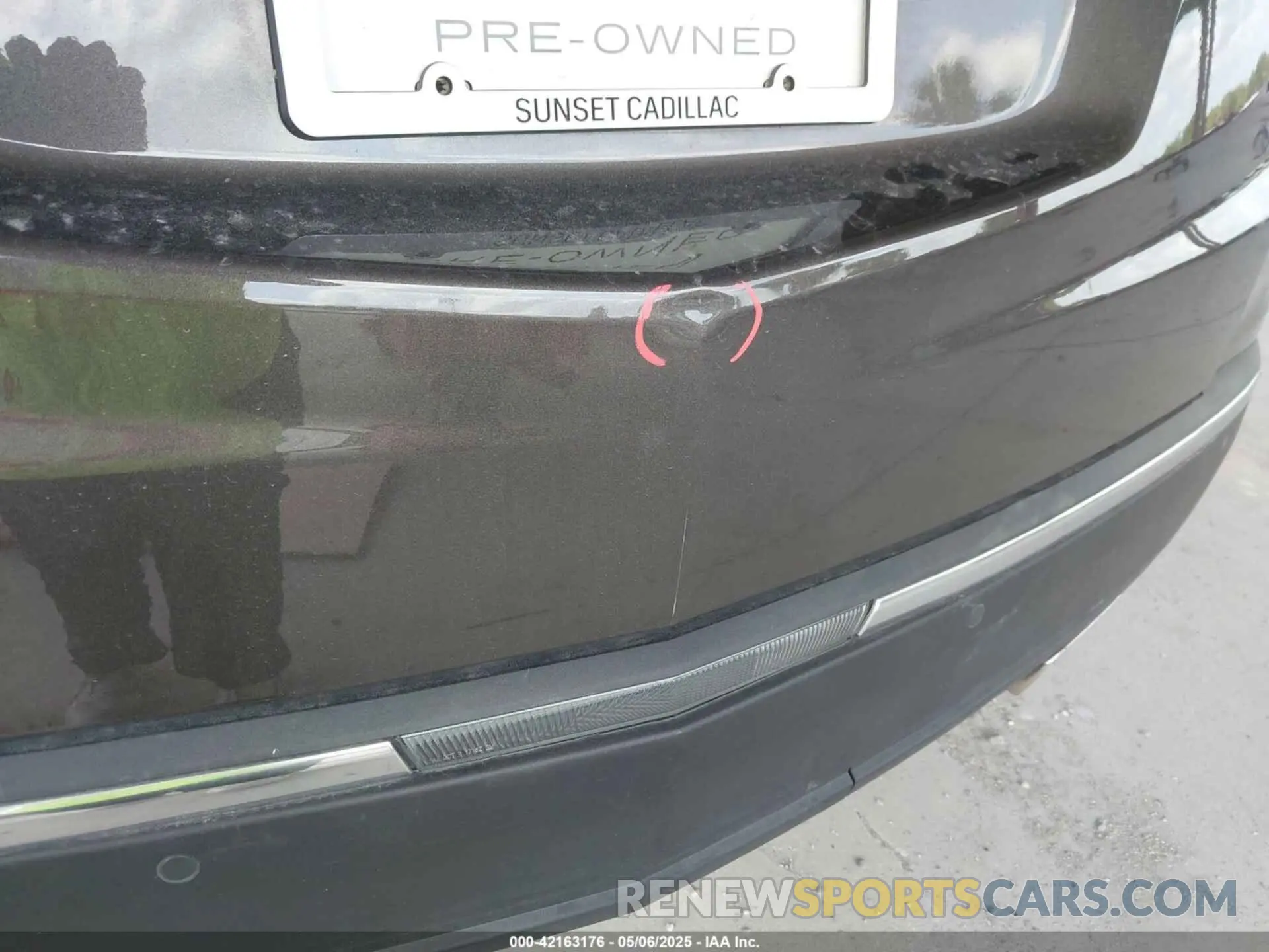 21 Photograph of a damaged car 1GYKNERS9KZ190112 CADILLAC XT5 2019