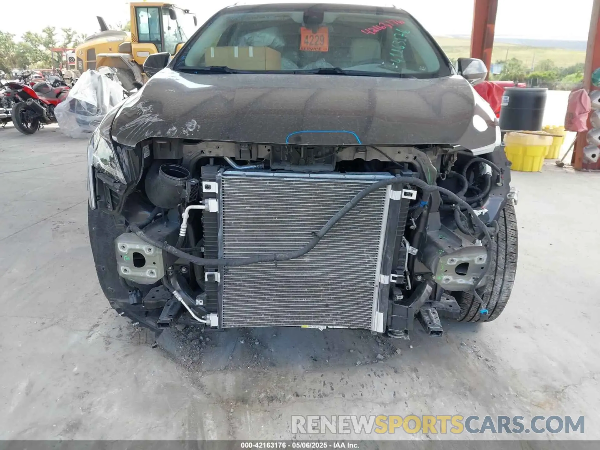 6 Photograph of a damaged car 1GYKNERS9KZ190112 CADILLAC XT5 2019