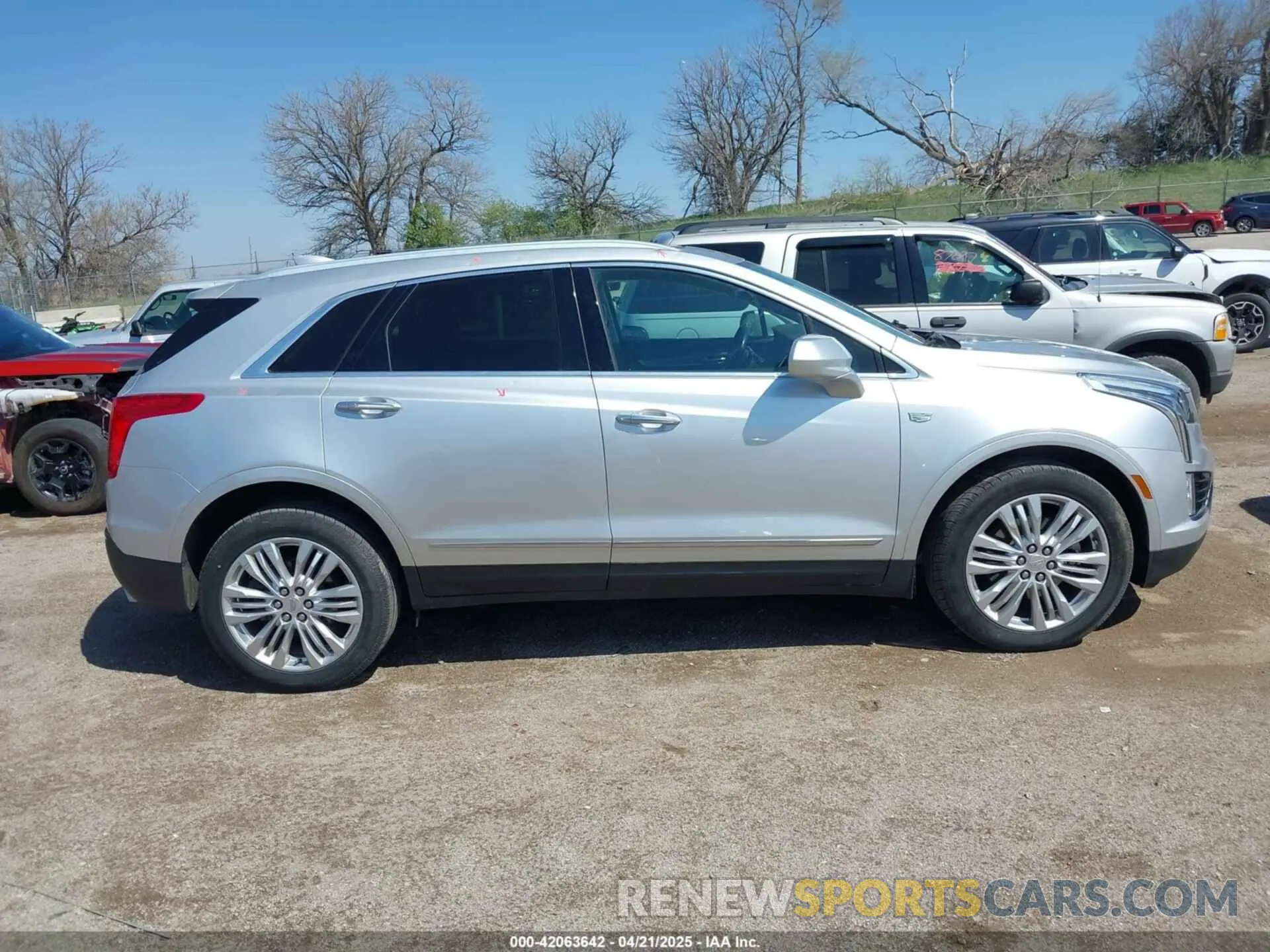 13 Photograph of a damaged car 1GYKNFRS1KZ125549 CADILLAC XT5 2019
