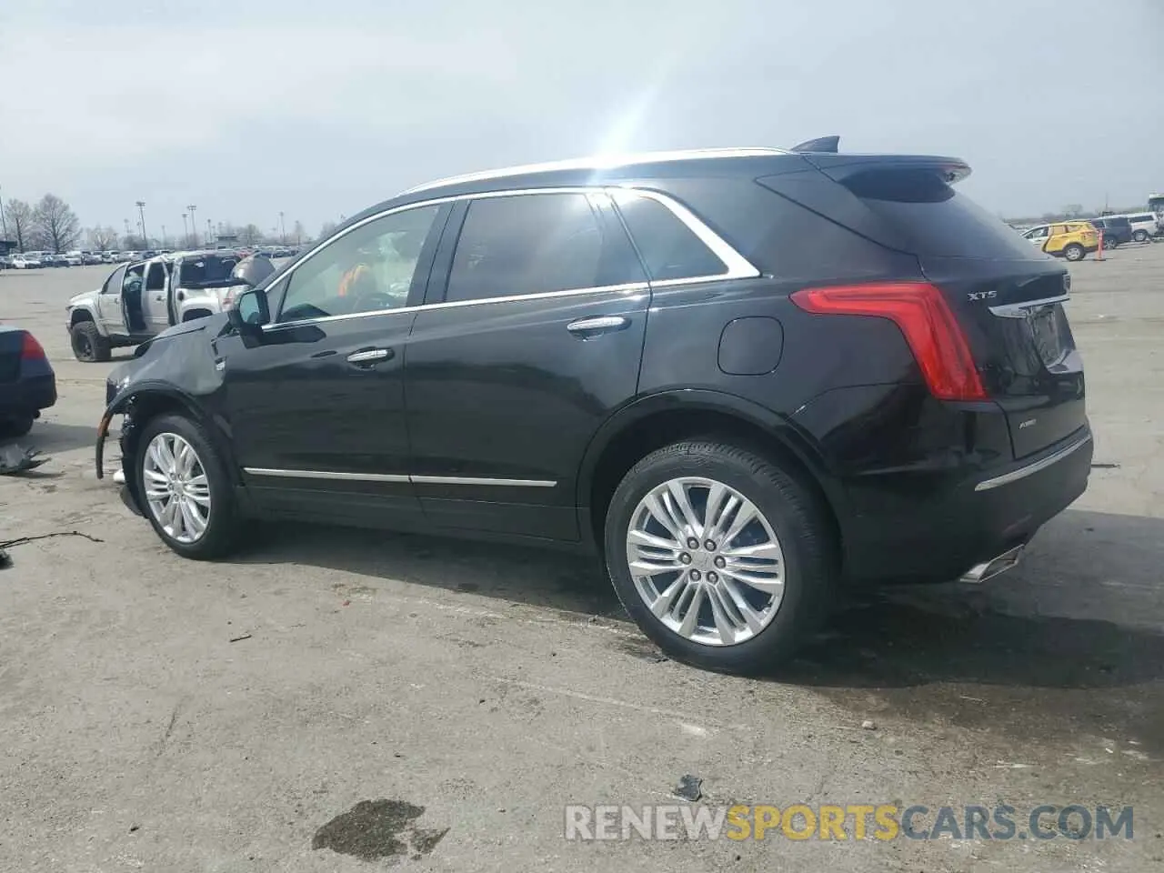 2 Photograph of a damaged car 1GYKNFRS5KZ113260 CADILLAC XT5 2019