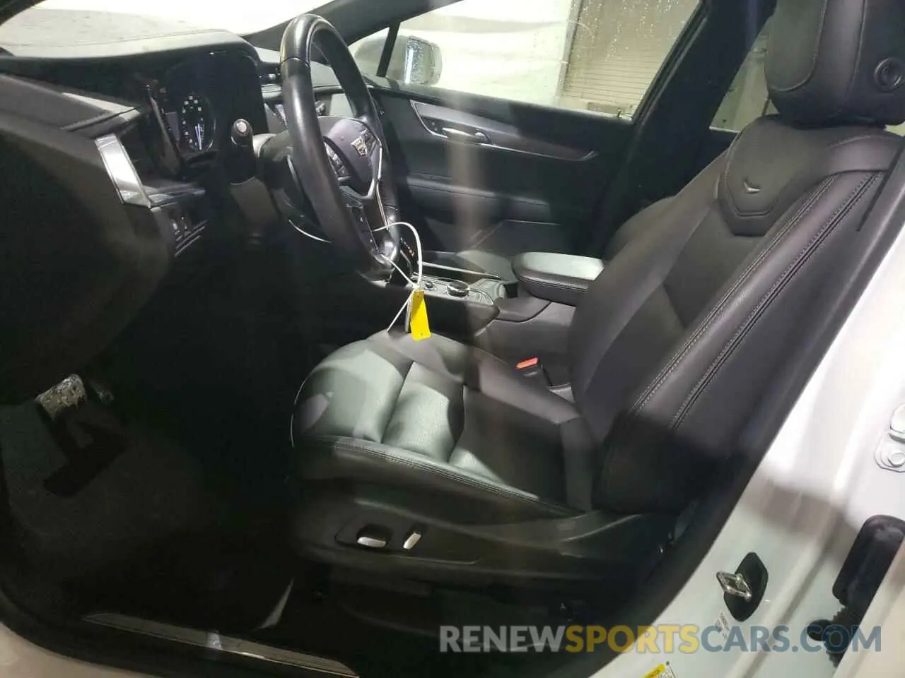 7 Photograph of a damaged car 1GYKNAR42LZ188116 CADILLAC XT5 2020