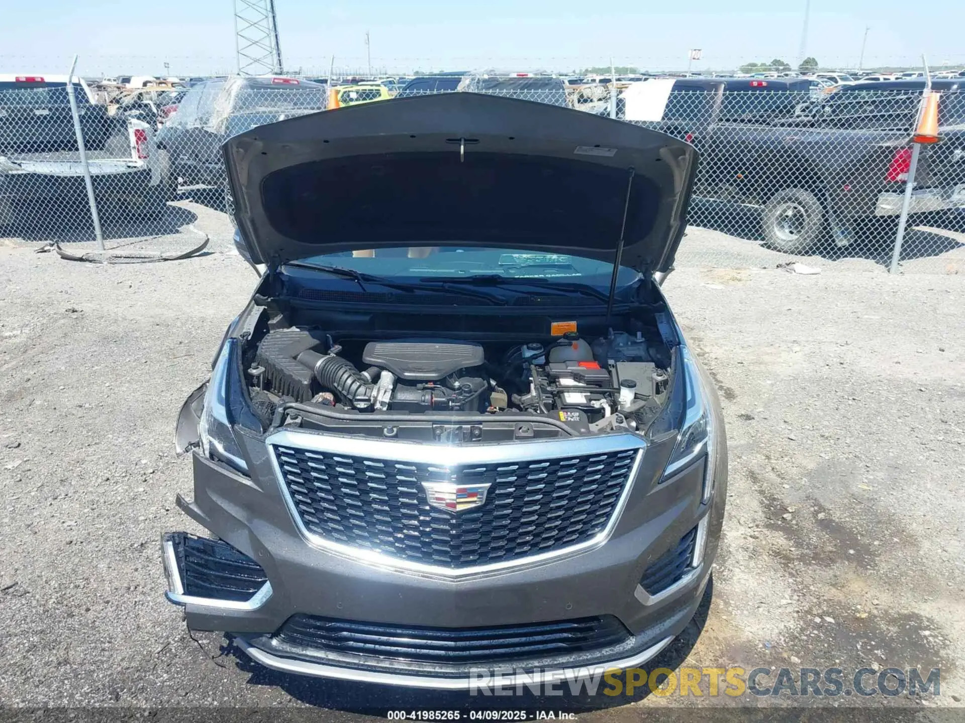 10 Photograph of a damaged car 1GYKNCRS0LZ220006 CADILLAC XT5 2020