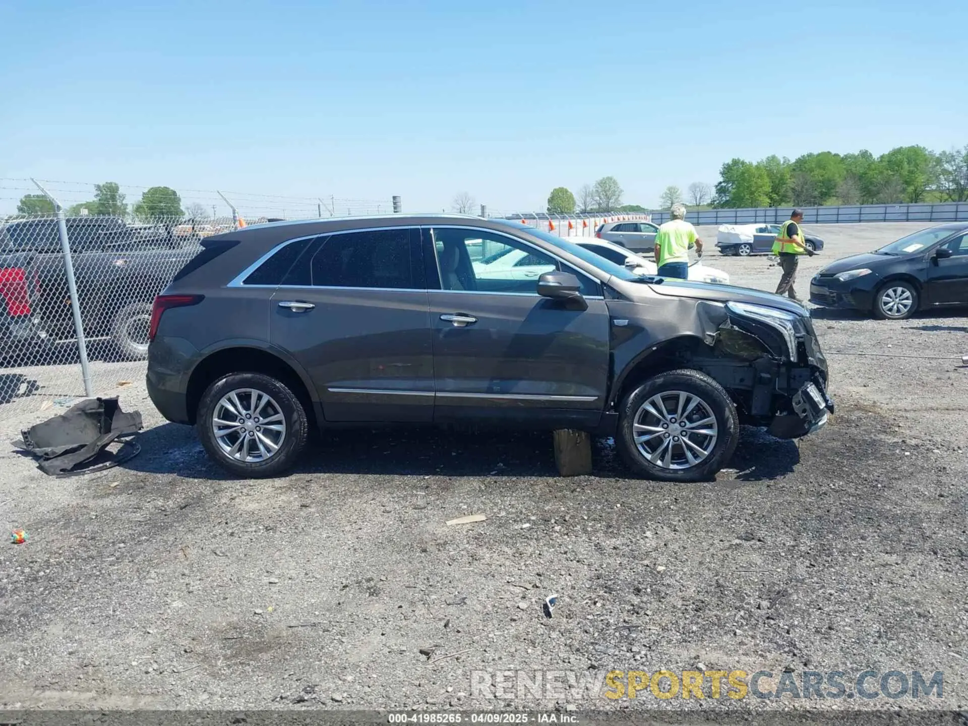 14 Photograph of a damaged car 1GYKNCRS0LZ220006 CADILLAC XT5 2020