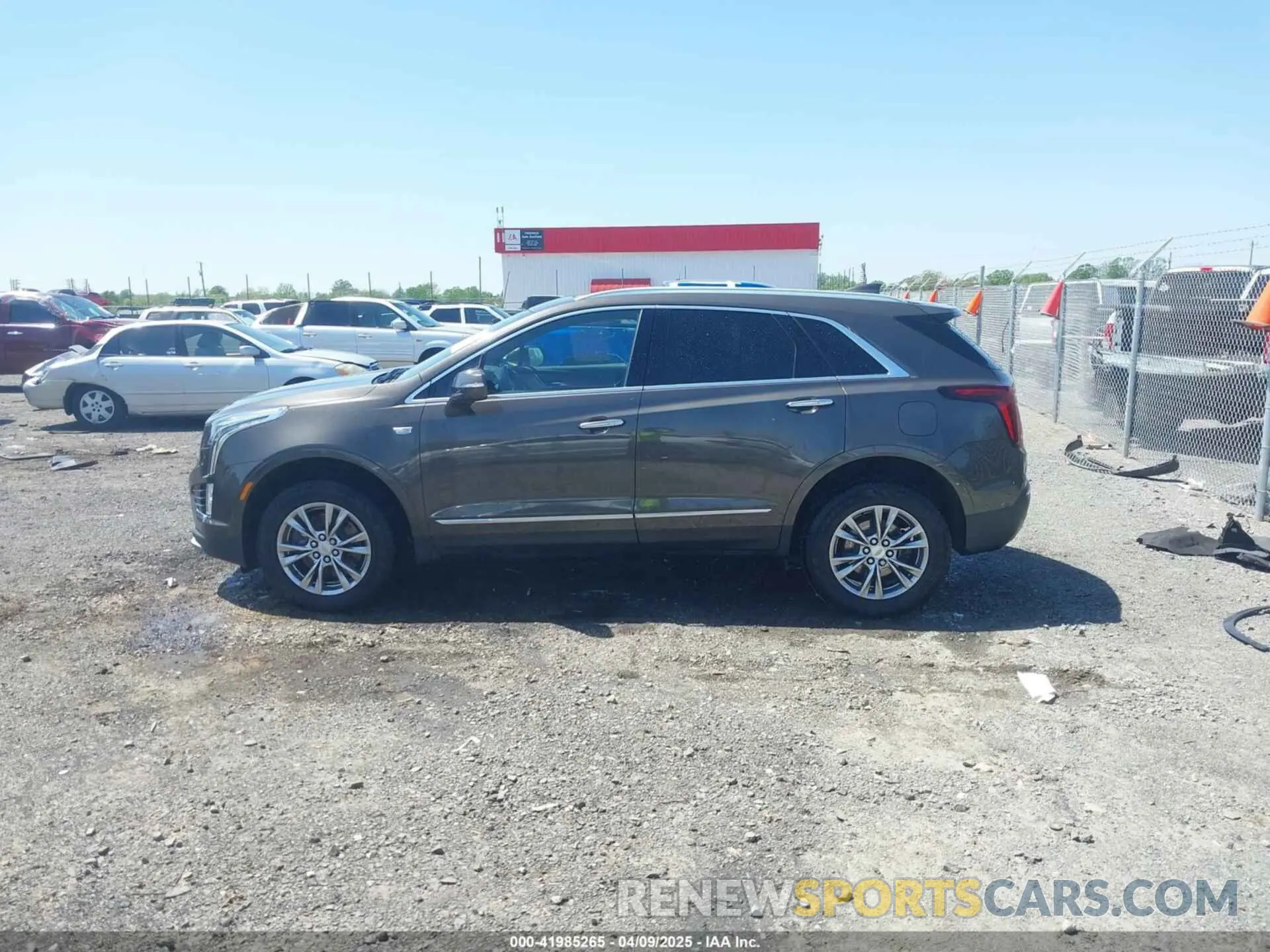 15 Photograph of a damaged car 1GYKNCRS0LZ220006 CADILLAC XT5 2020