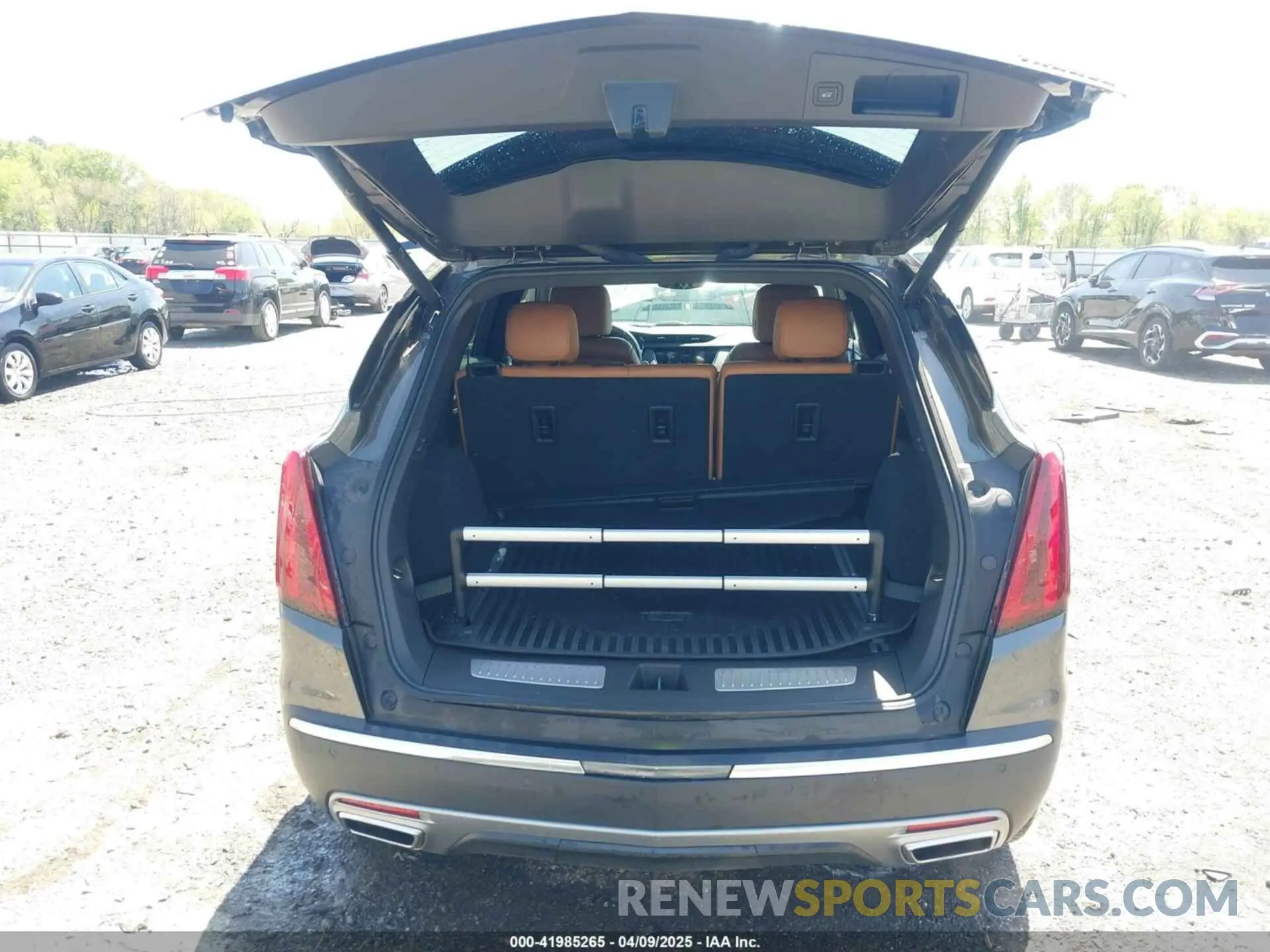 18 Photograph of a damaged car 1GYKNCRS0LZ220006 CADILLAC XT5 2020