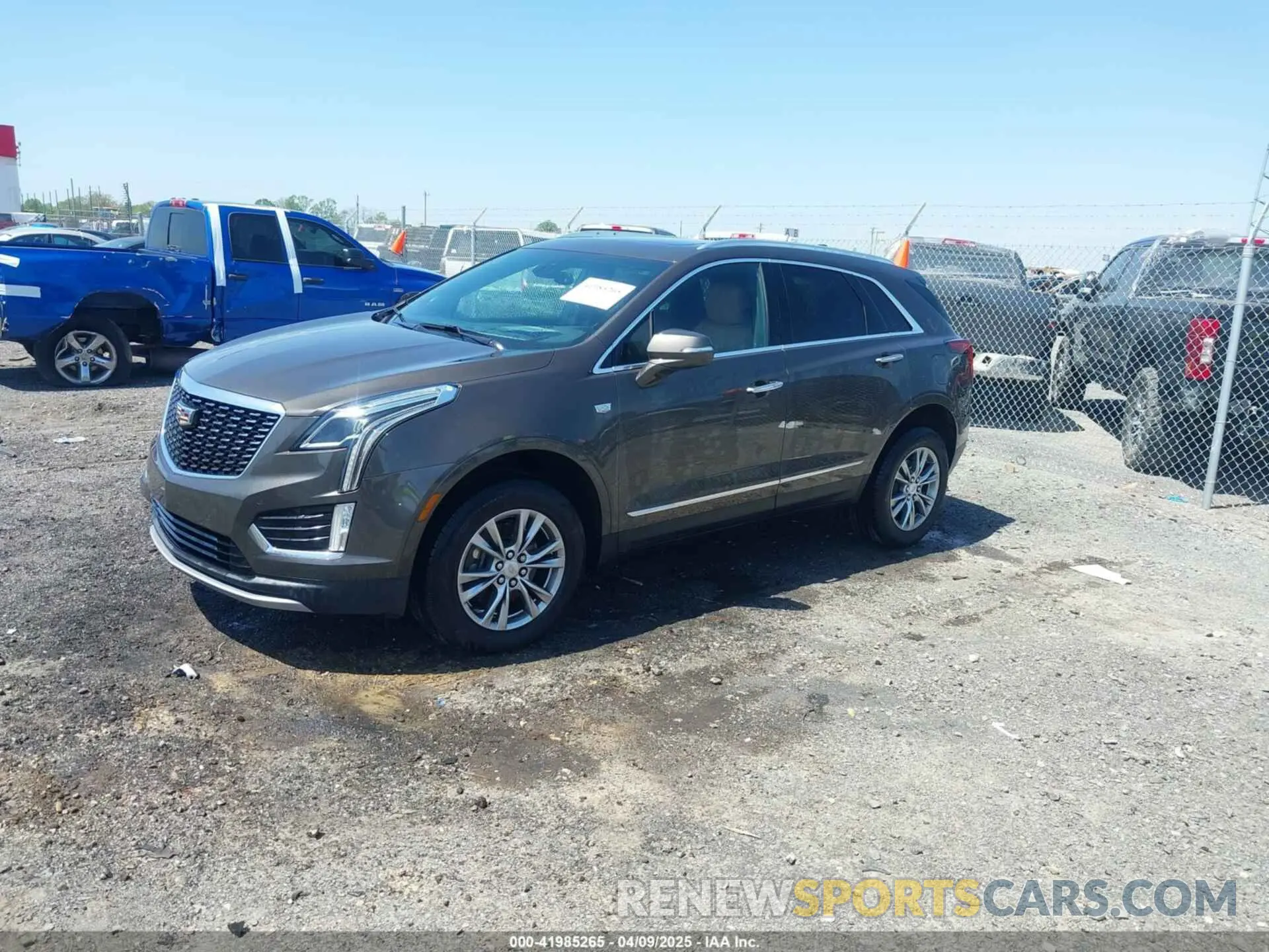 2 Photograph of a damaged car 1GYKNCRS0LZ220006 CADILLAC XT5 2020