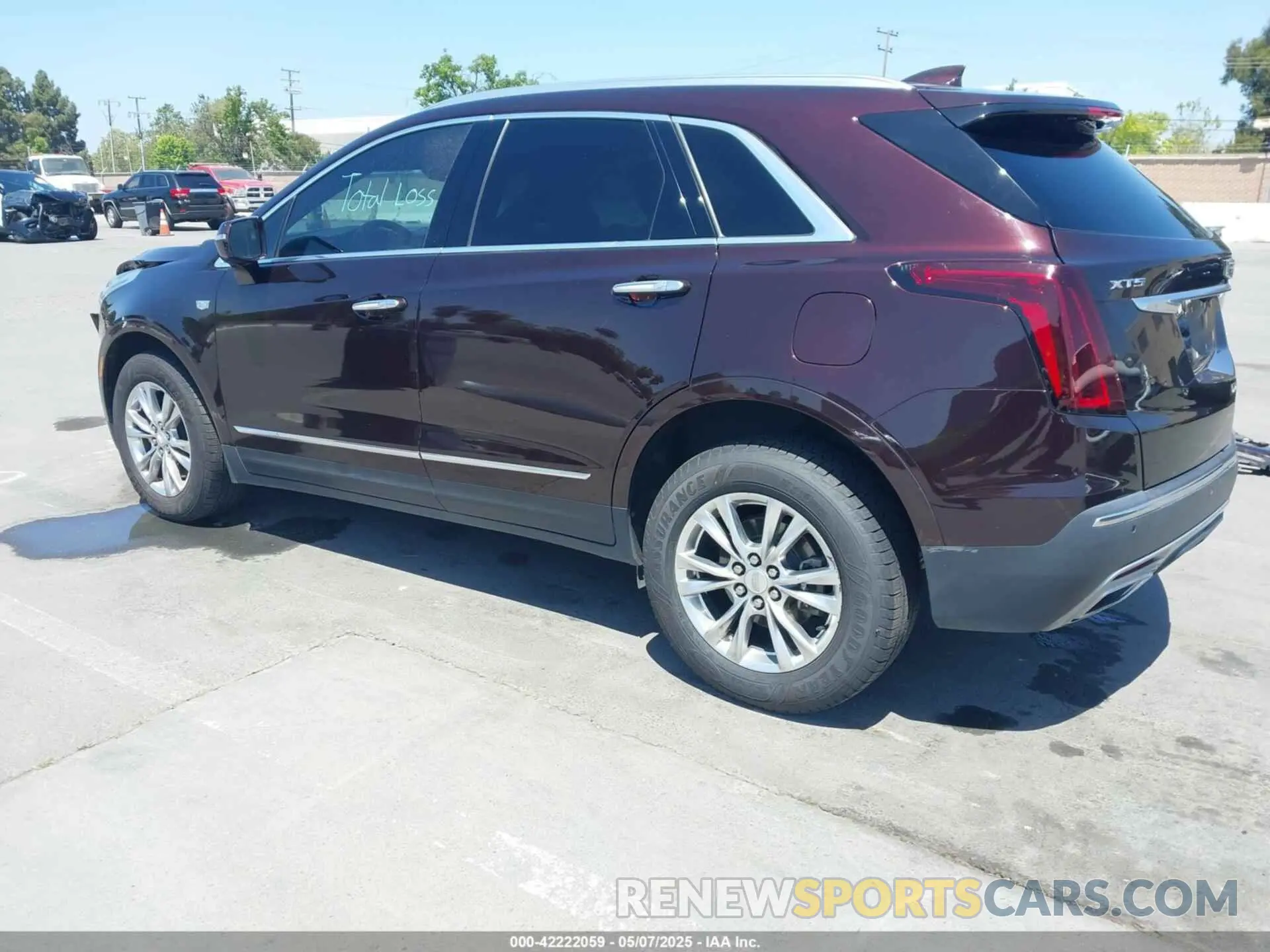 3 Photograph of a damaged car 1GYKNCRS2LZ189535 CADILLAC XT5 2020