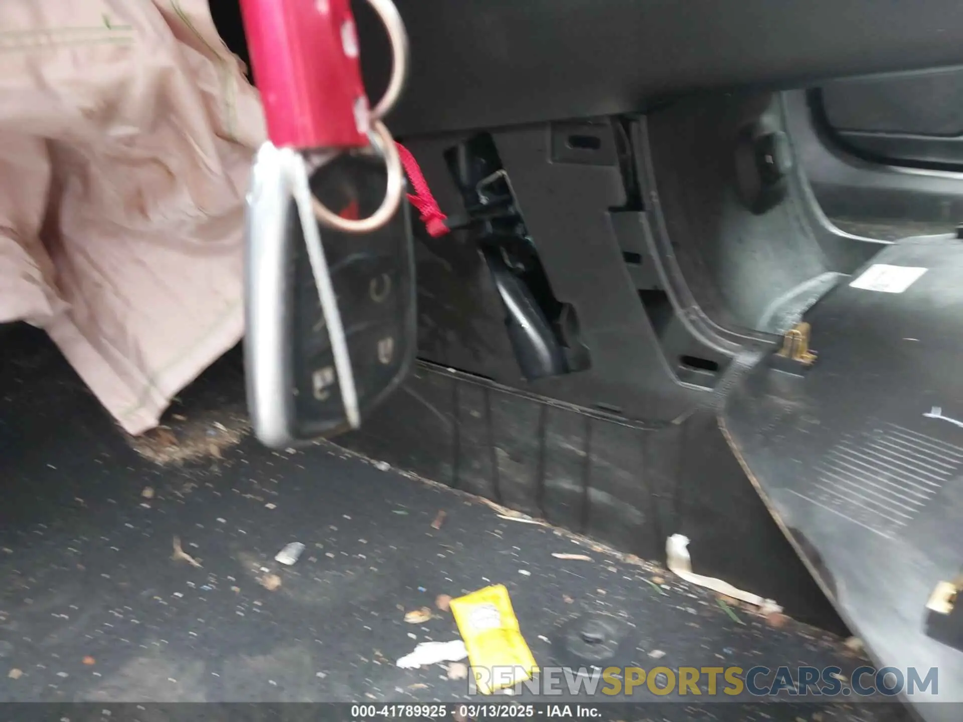 11 Photograph of a damaged car 1GYKNCRS3LZ115508 CADILLAC XT5 2020