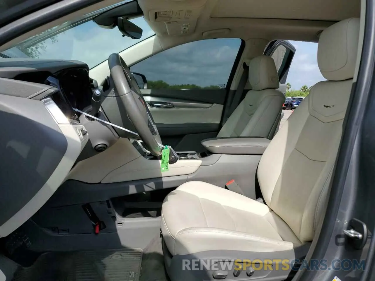 7 Фотография поврежденного автомобиля 1GYKNCRS3LZ190399 CADILLAC XT5 2020