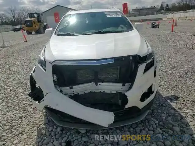 11 Photograph of a damaged car 1GYKNCRS3LZ240797 CADILLAC XT5 2020