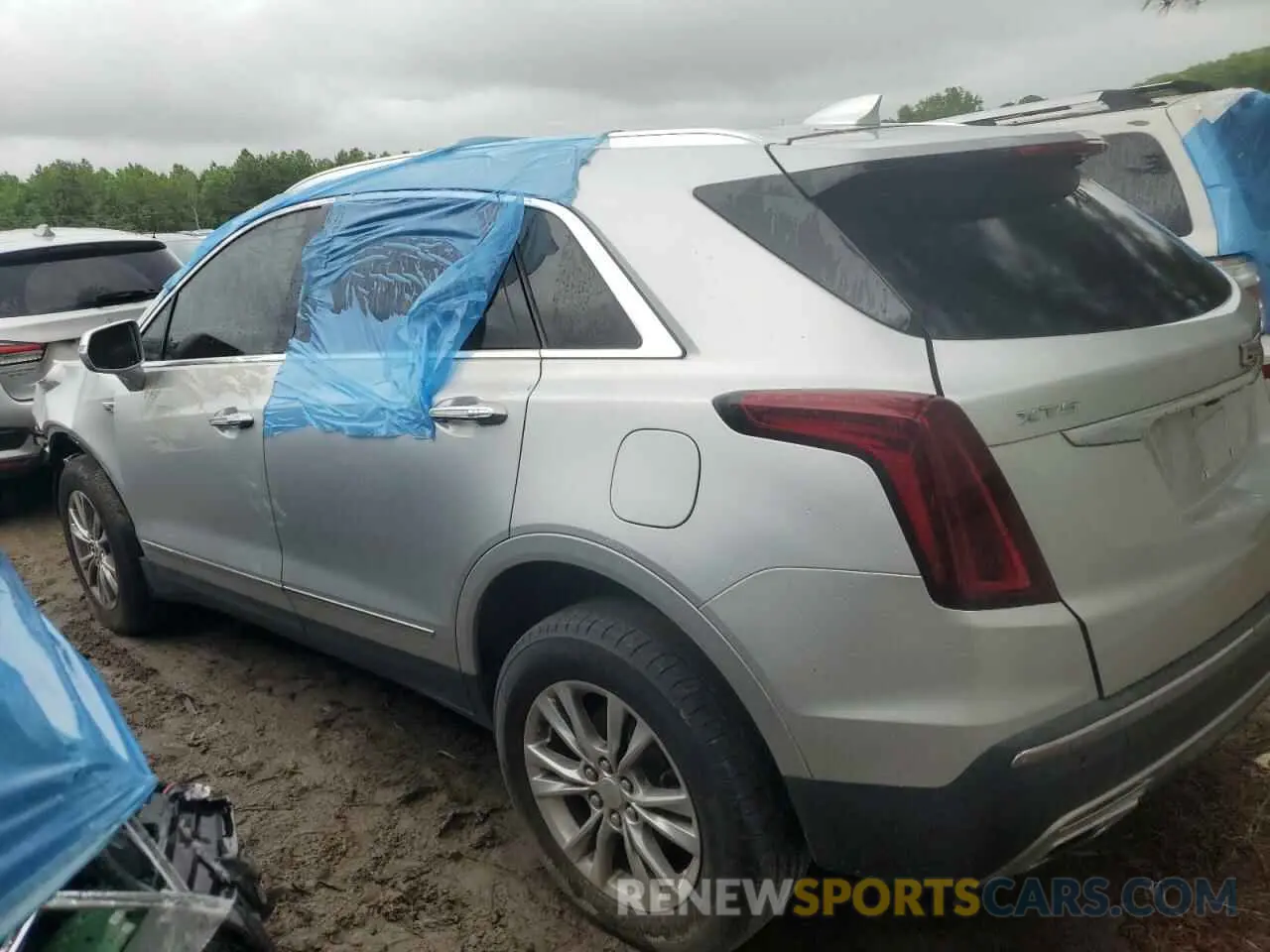 2 Фотография поврежденного автомобиля 1GYKNCRS4LZ123097 CADILLAC XT5 2020