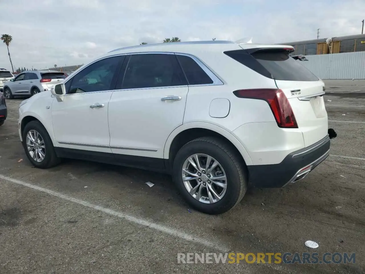 2 Фотография поврежденного автомобиля 1GYKNCRS4LZ196602 CADILLAC XT5 2020