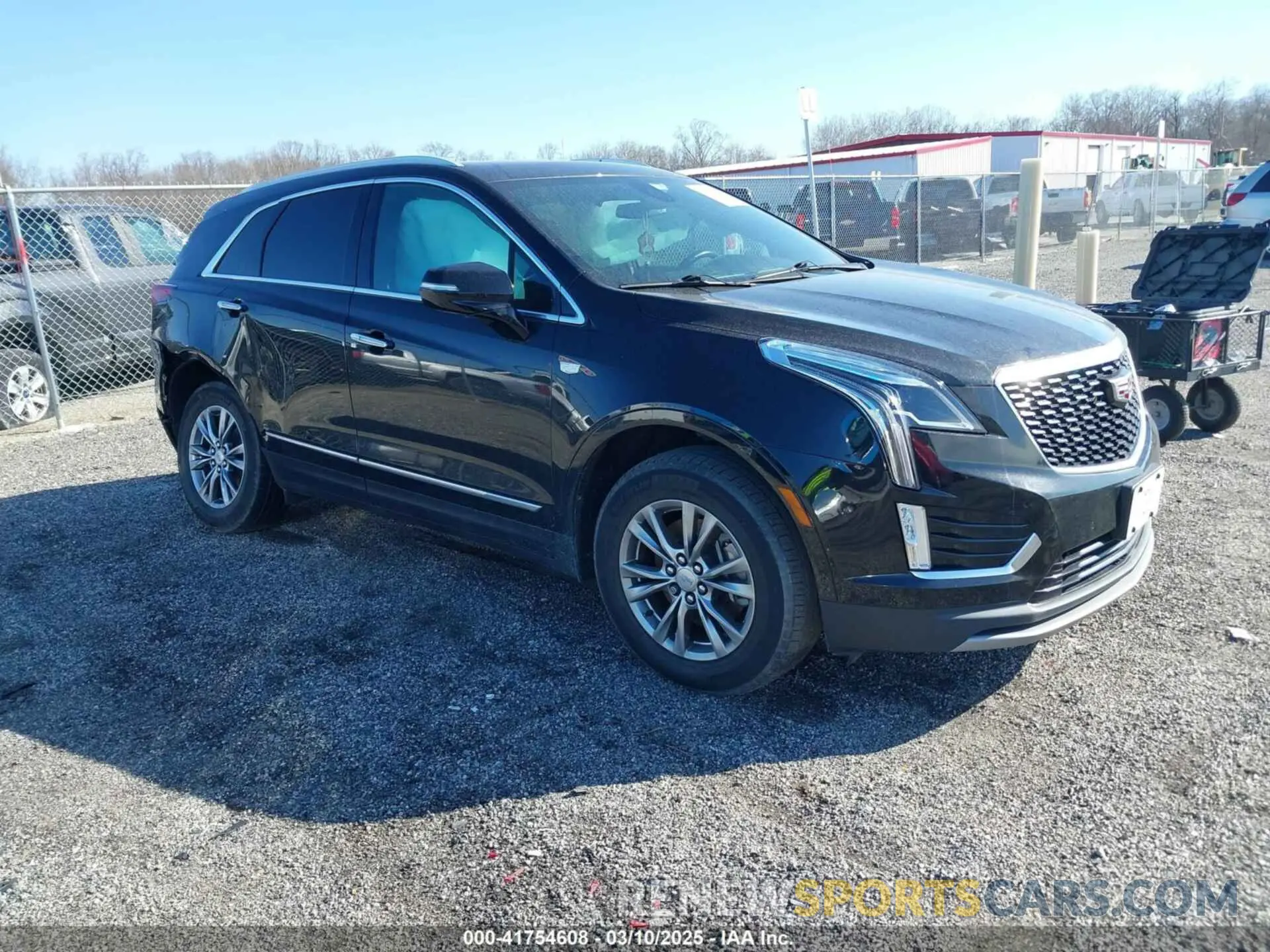 1 Photograph of a damaged car 1GYKNCRS5LZ236055 CADILLAC XT5 2020