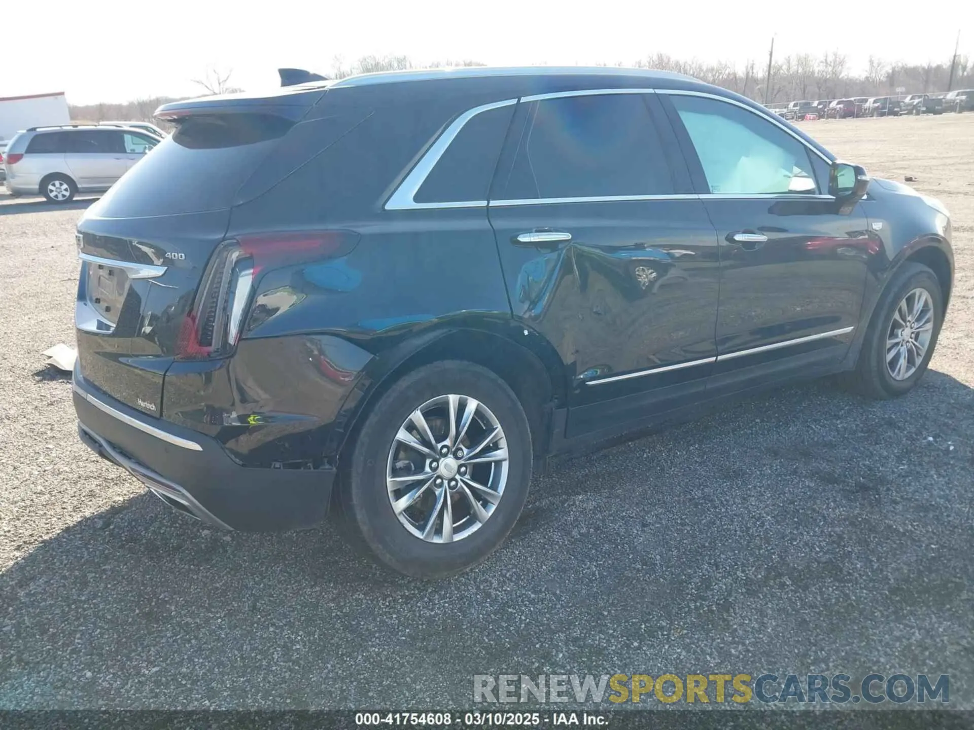 4 Photograph of a damaged car 1GYKNCRS5LZ236055 CADILLAC XT5 2020