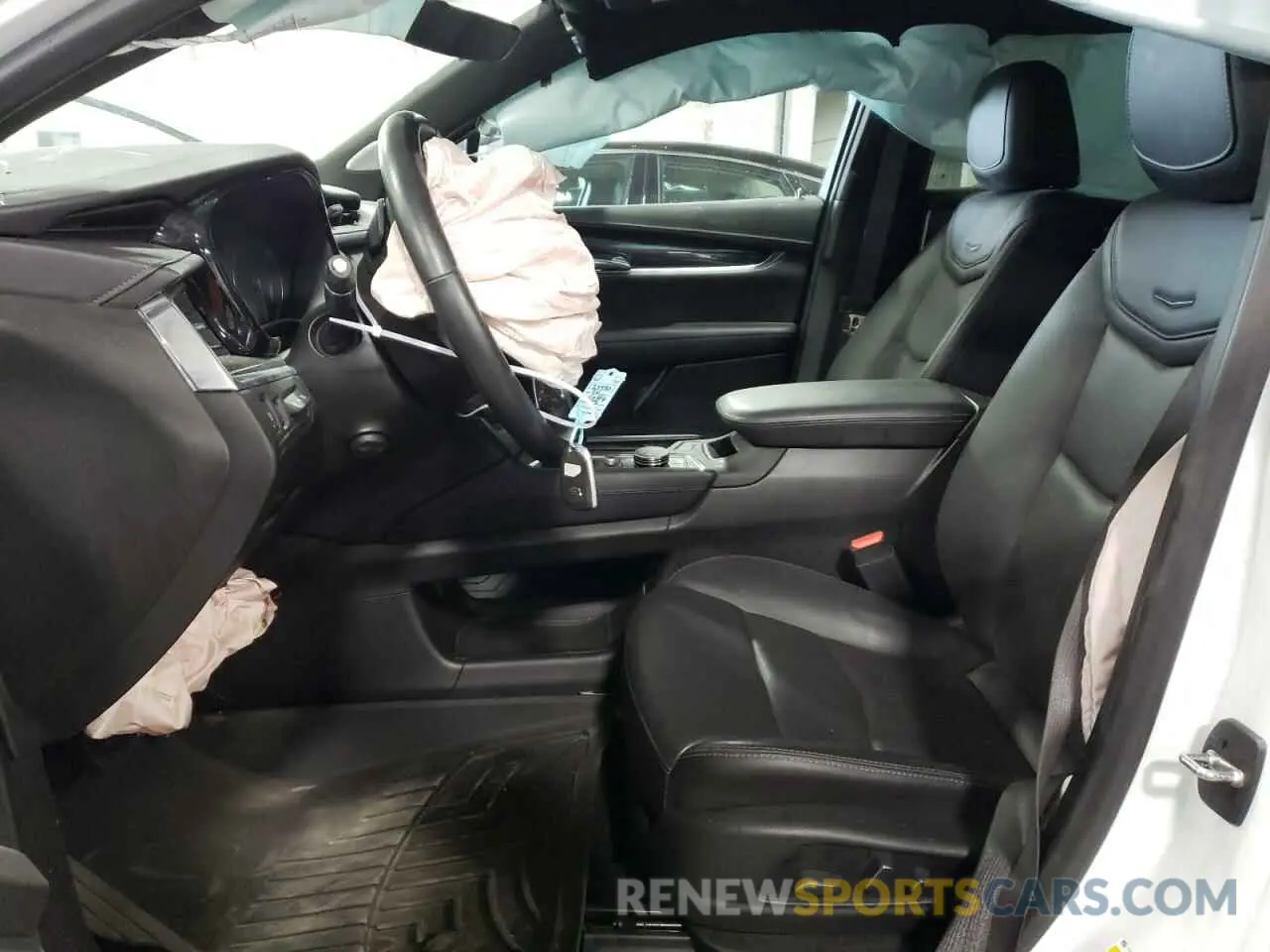 7 Photograph of a damaged car 1GYKNDRS0LZ156510 CADILLAC XT5 2020