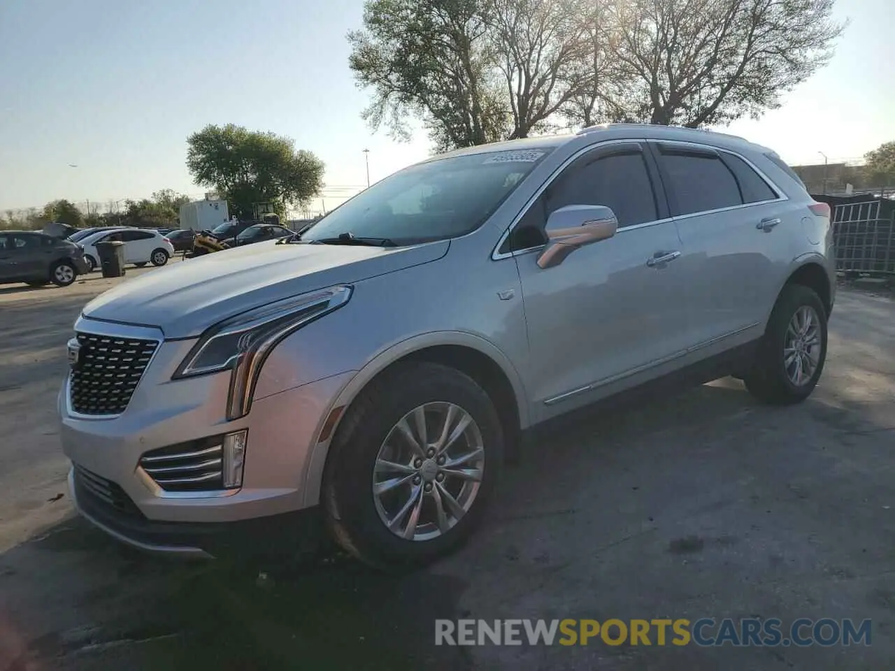 1 Photograph of a damaged car 1GYKNDRS0LZ177633 CADILLAC XT5 2020
