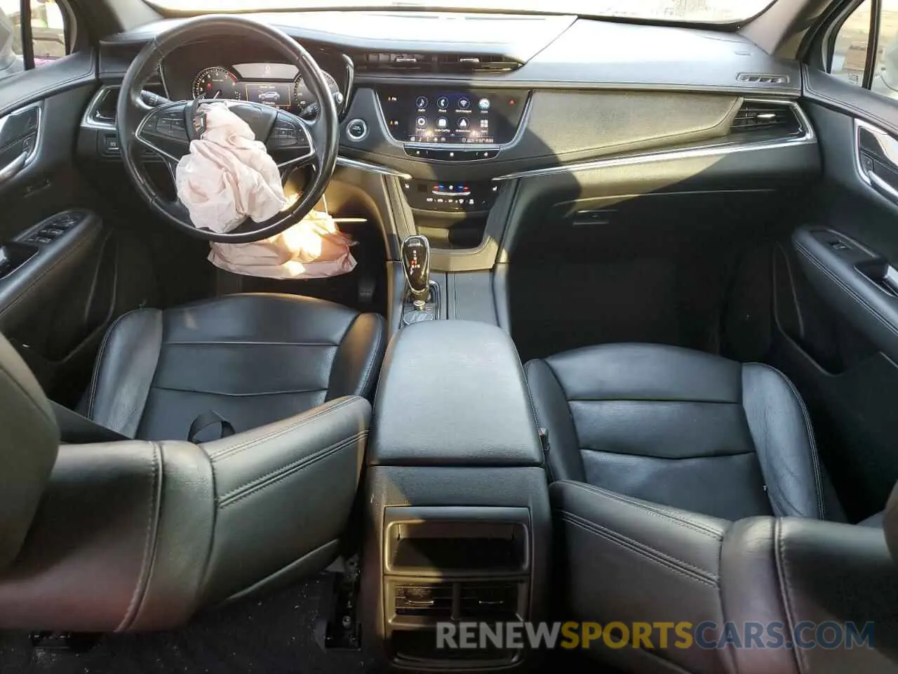 8 Photograph of a damaged car 1GYKNDRS0LZ177633 CADILLAC XT5 2020
