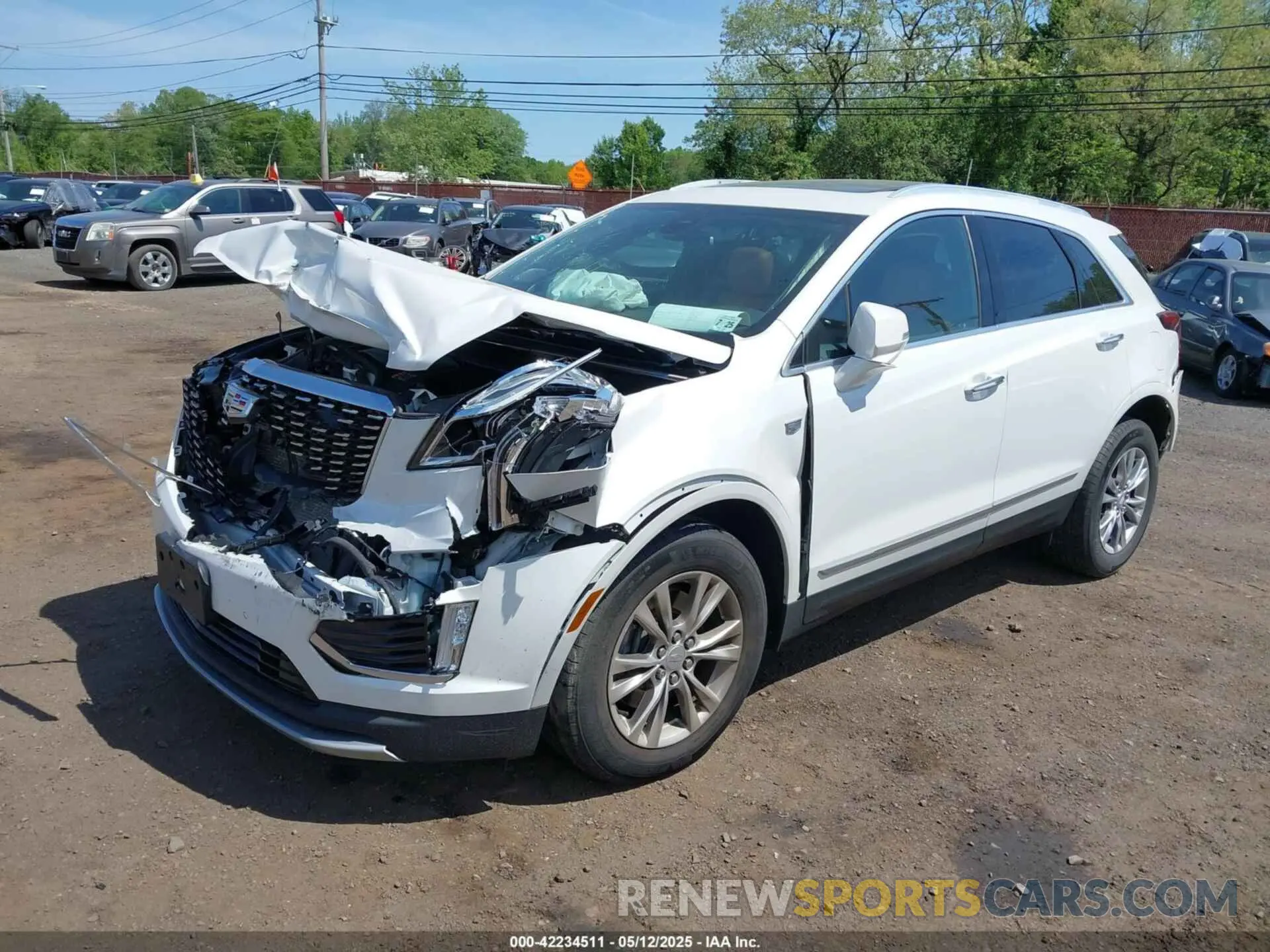 2 Photograph of a damaged car 1GYKNDRS0LZ212137 CADILLAC XT5 2020