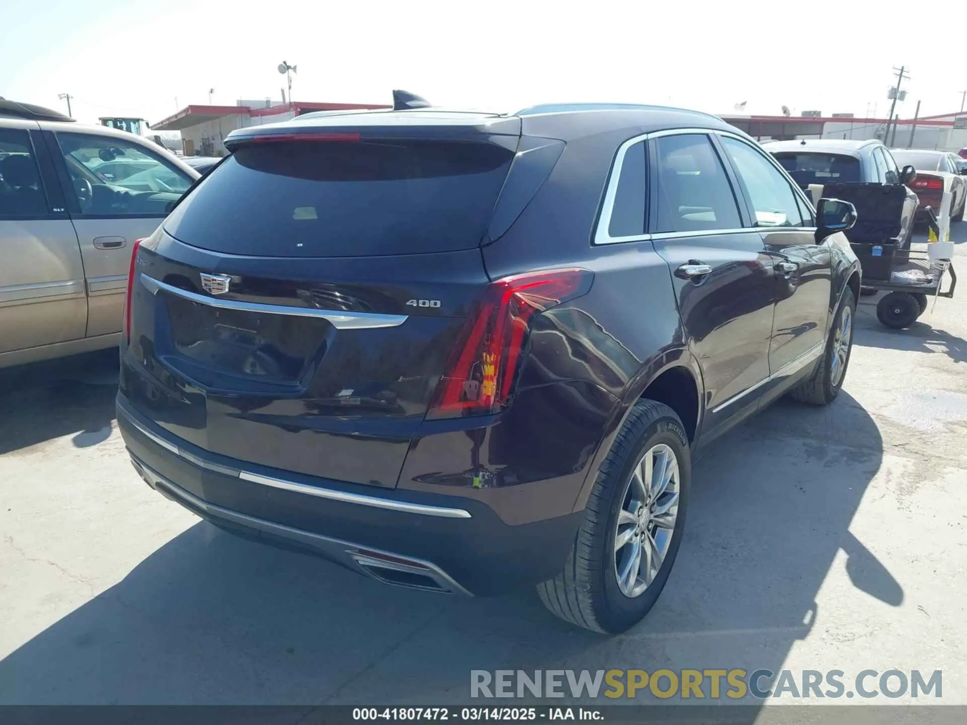 4 Photograph of a damaged car 1GYKNDRS1LZ235135 CADILLAC XT5 2020